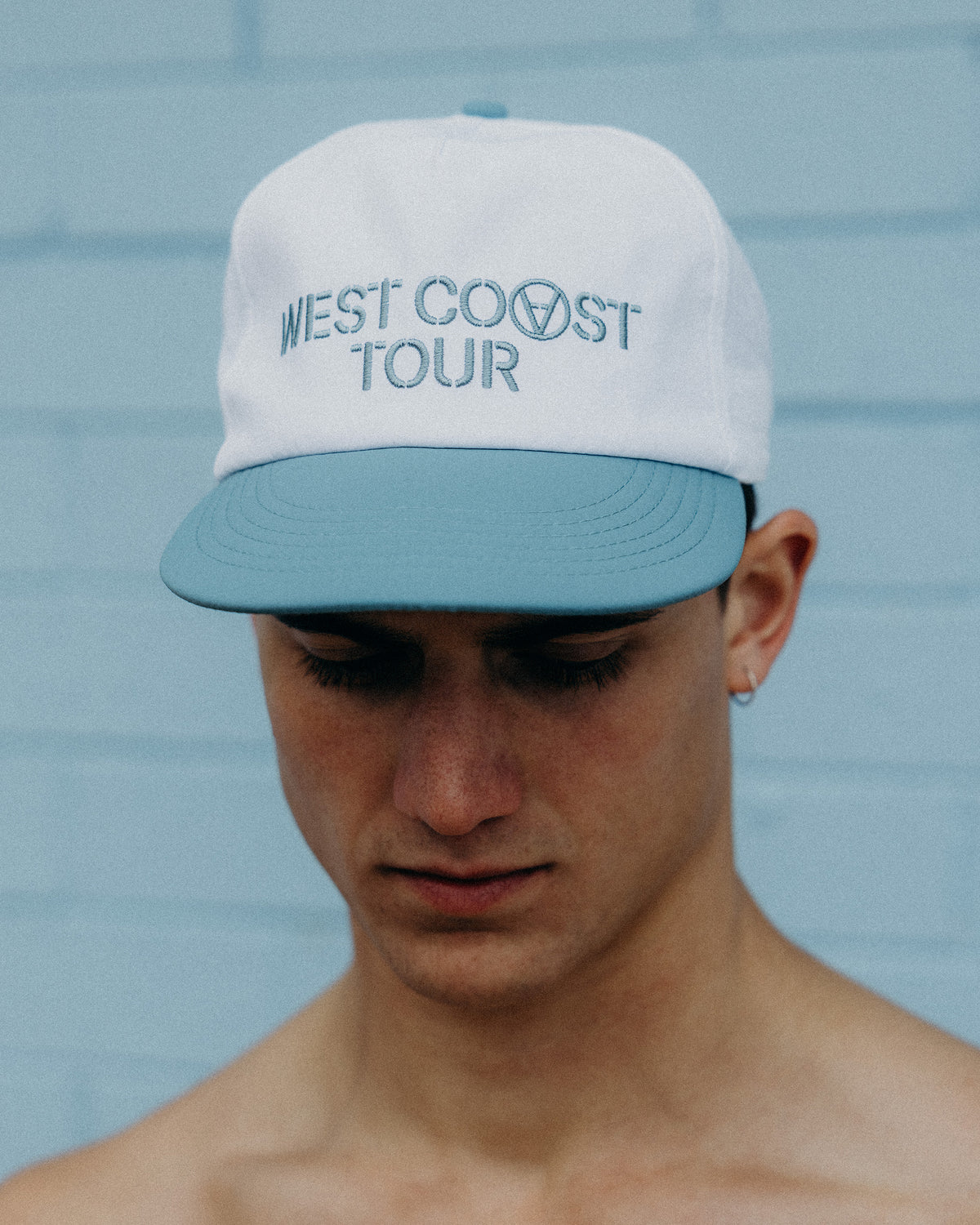 Alfreds Apartment West Coast Tour Cap - White / Aqua