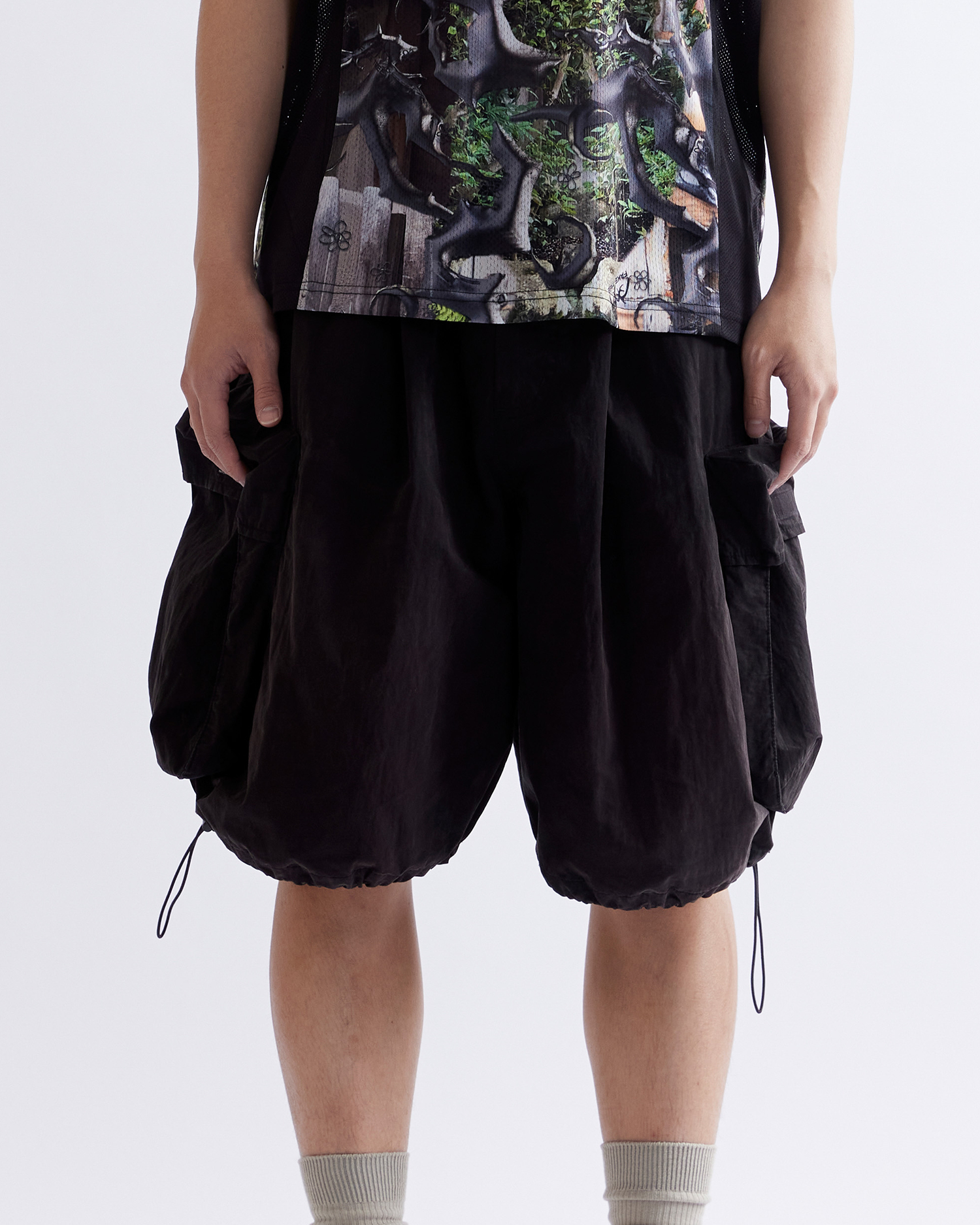 Lunacy Chow Short - Black