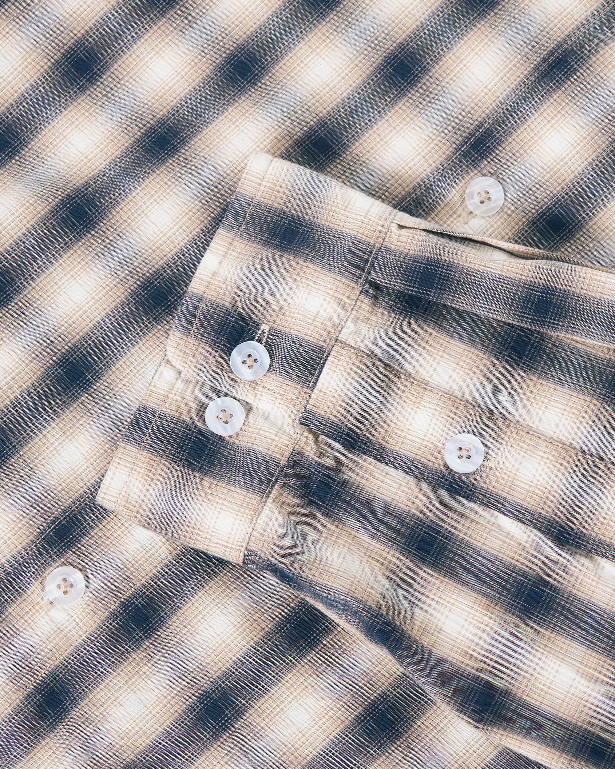 Script L/S Shadow Plaid Shirt - Navy / Sand