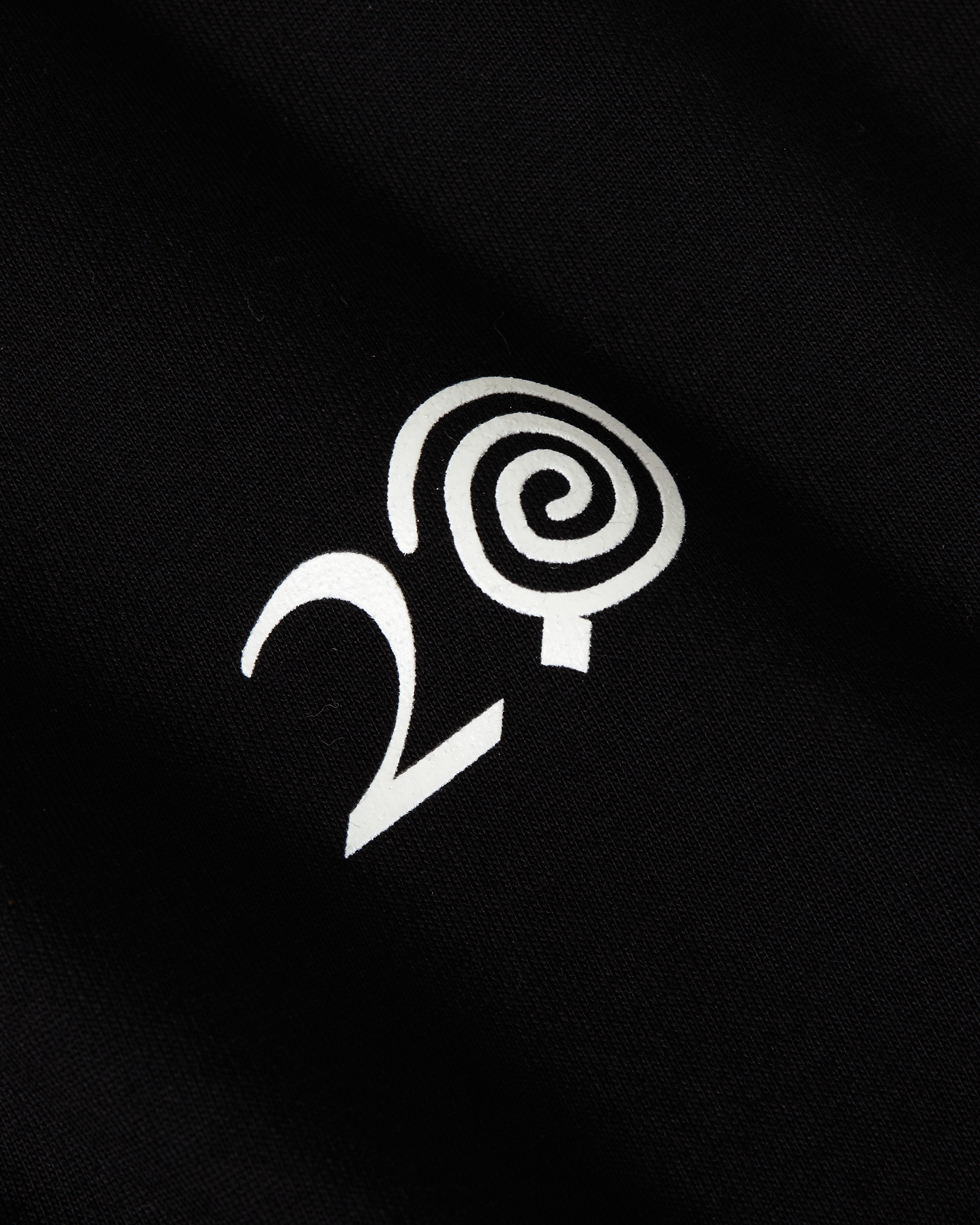 Perks and Mini "Glow" T-shirt - Black / White