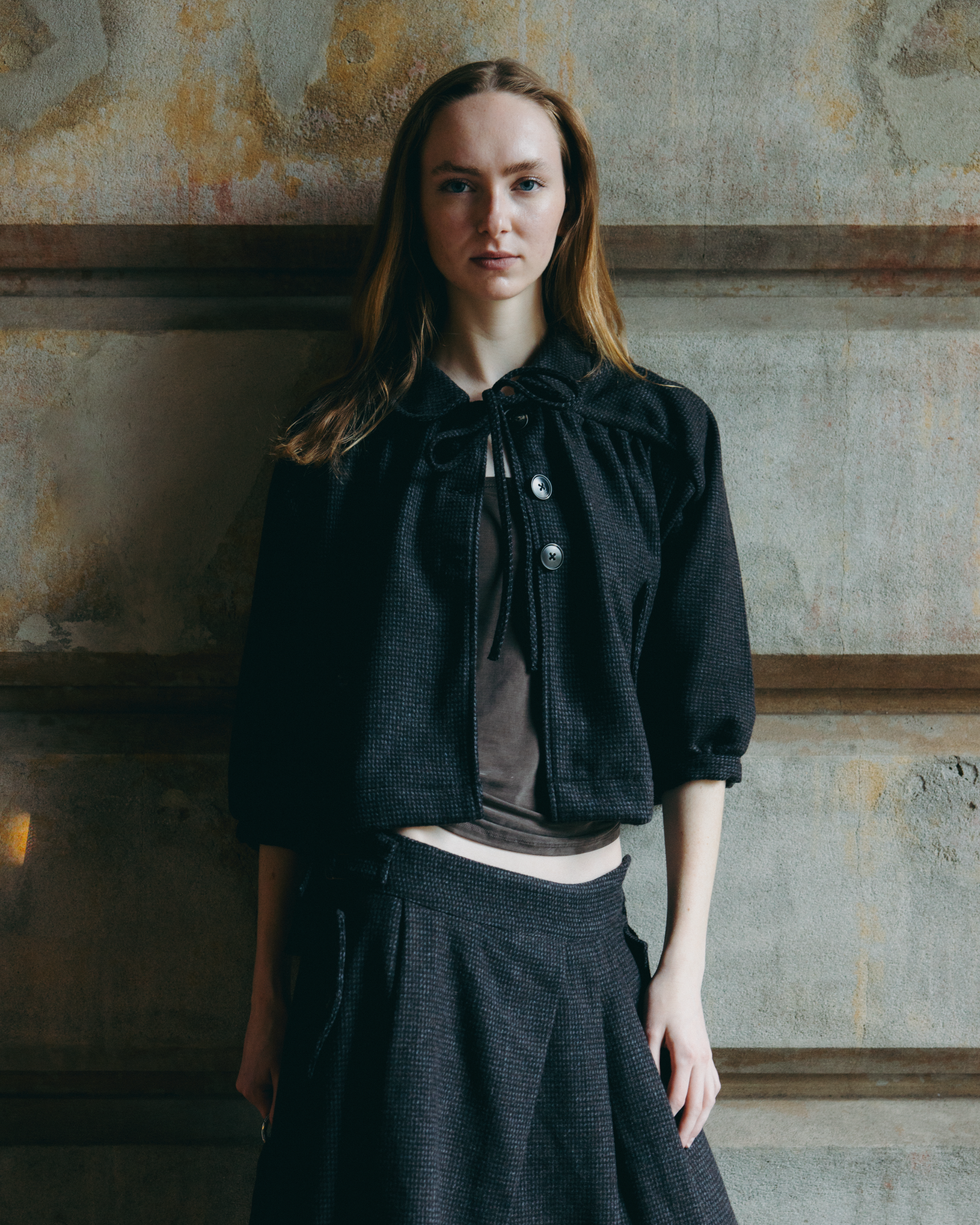 Petal Collar Tie Peacoat - Brown / Blue