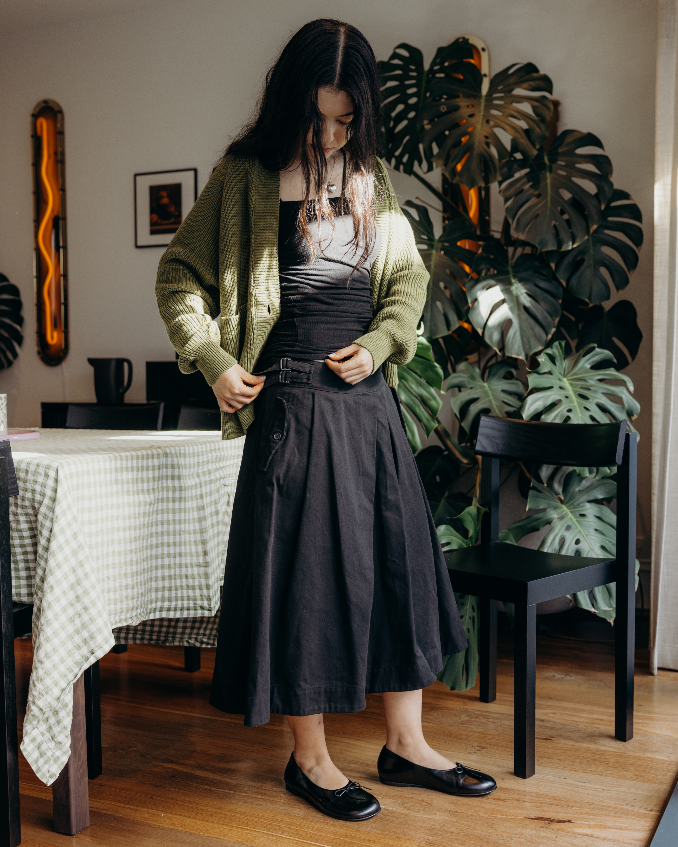 Pleated Twill Buckle Skirt - Black