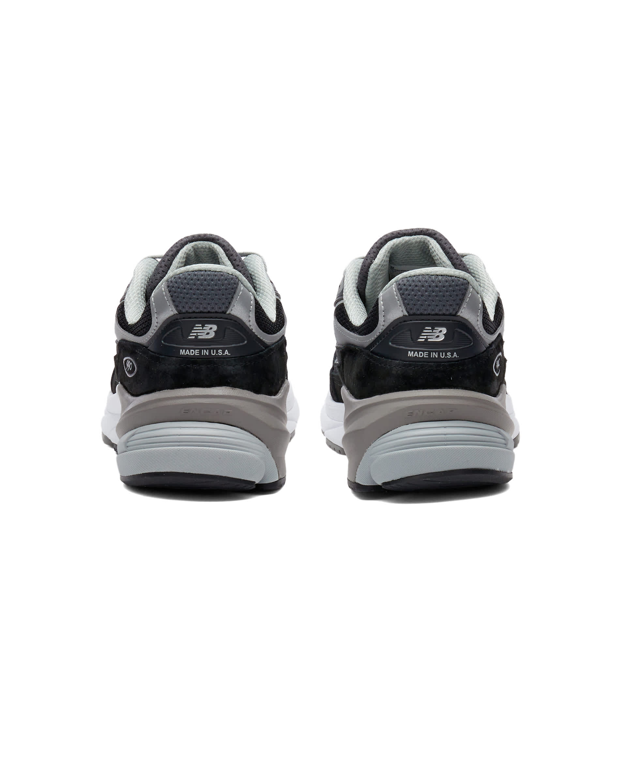 Womens 990v6 - Black / White