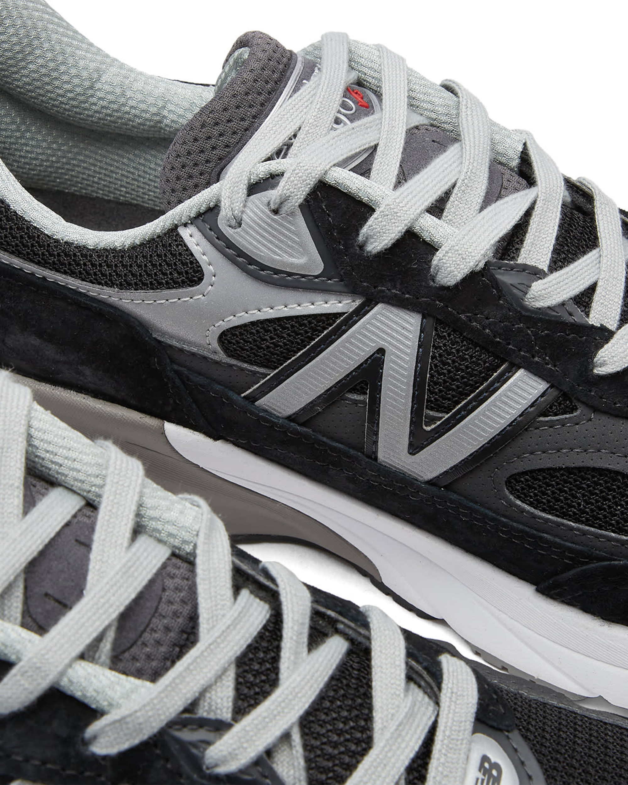 Womens 990v6 Black White HIGHS AND LOWS