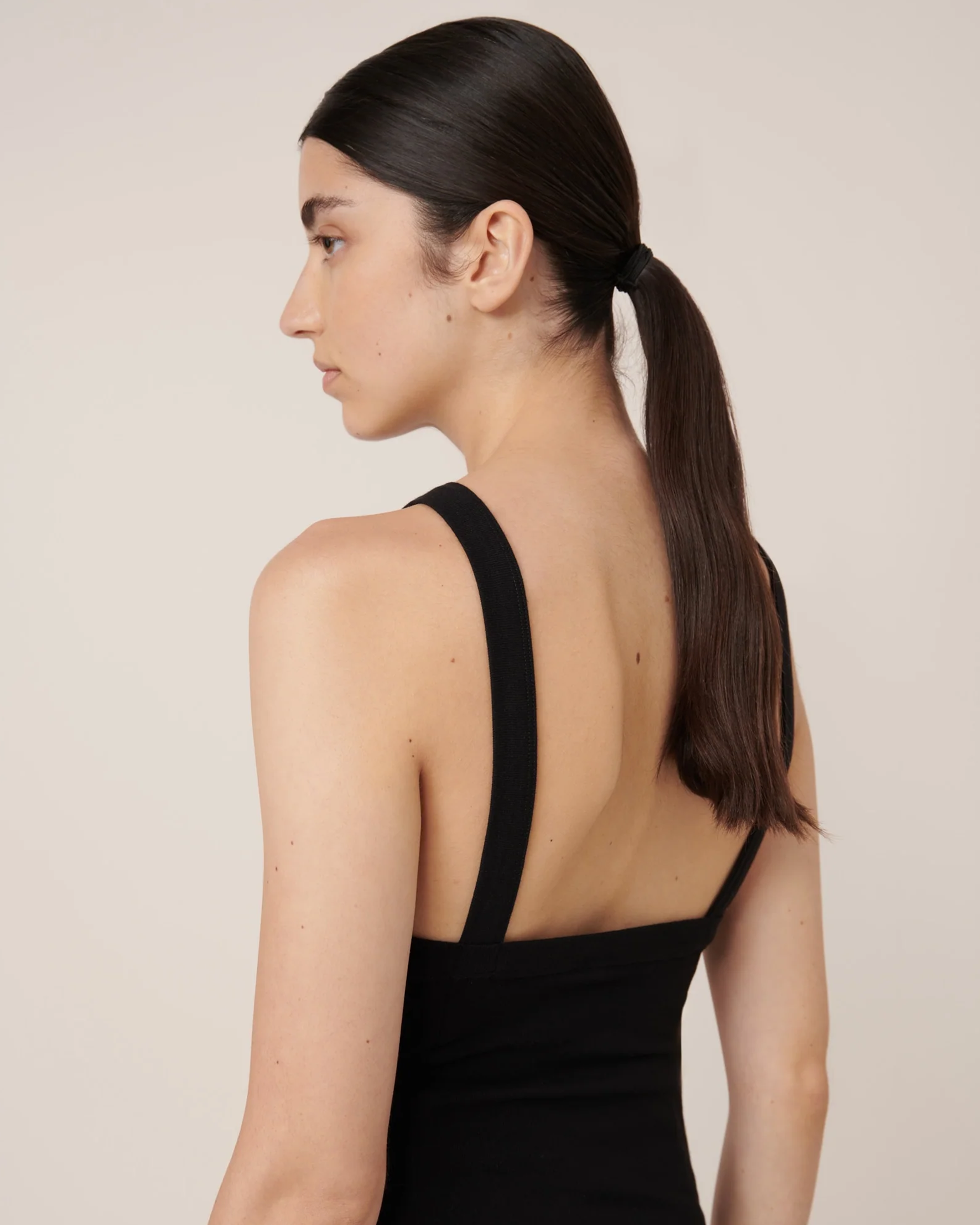Contour T-Shirt - Black