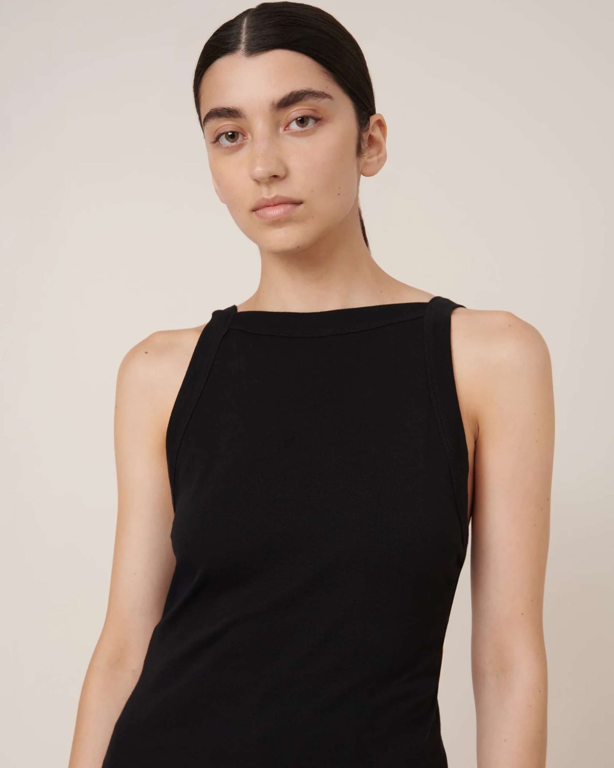 Contour T-Shirt - Black