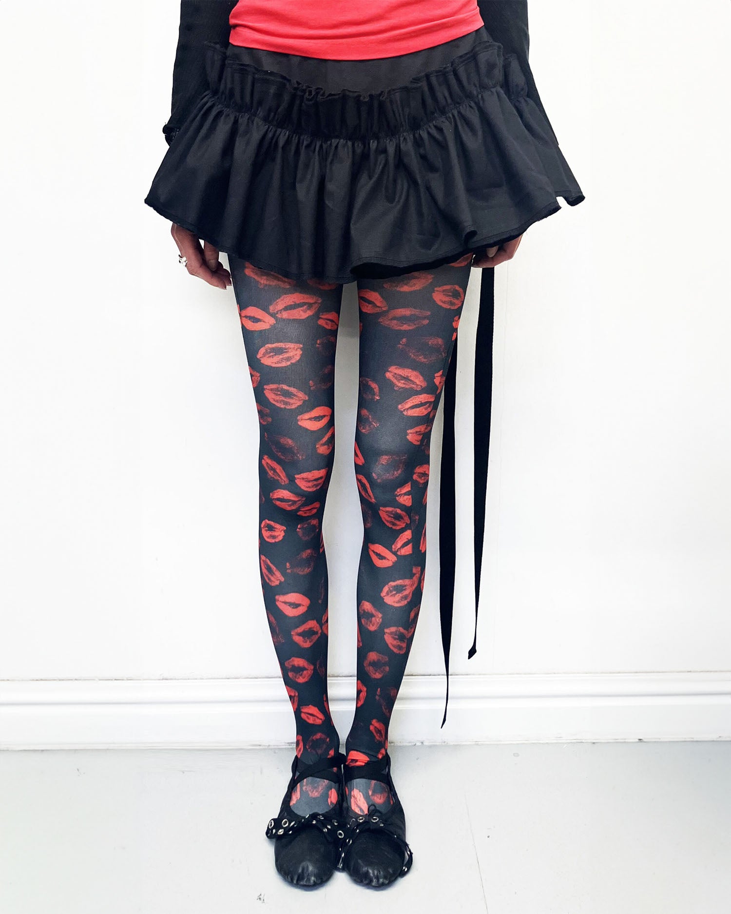 Kisses Tights - Black / Red
