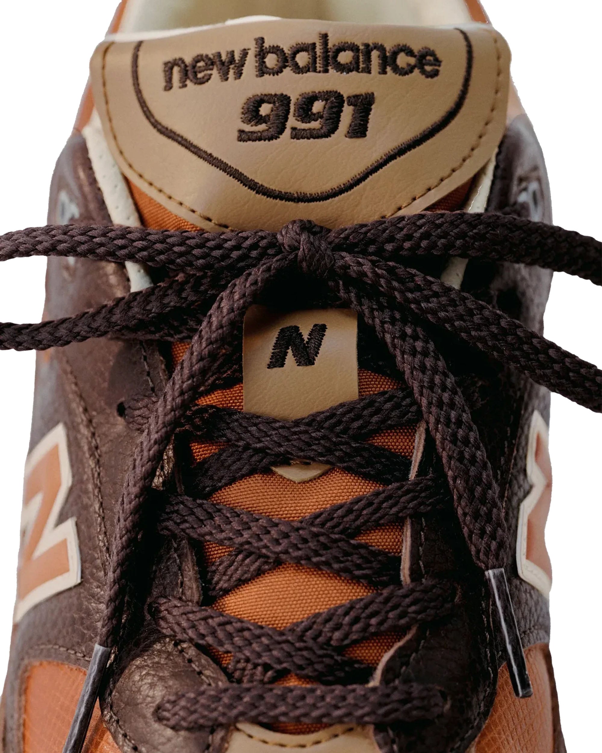 Made in U.K. 991v1 - Chocolate Plum / Caramel Café