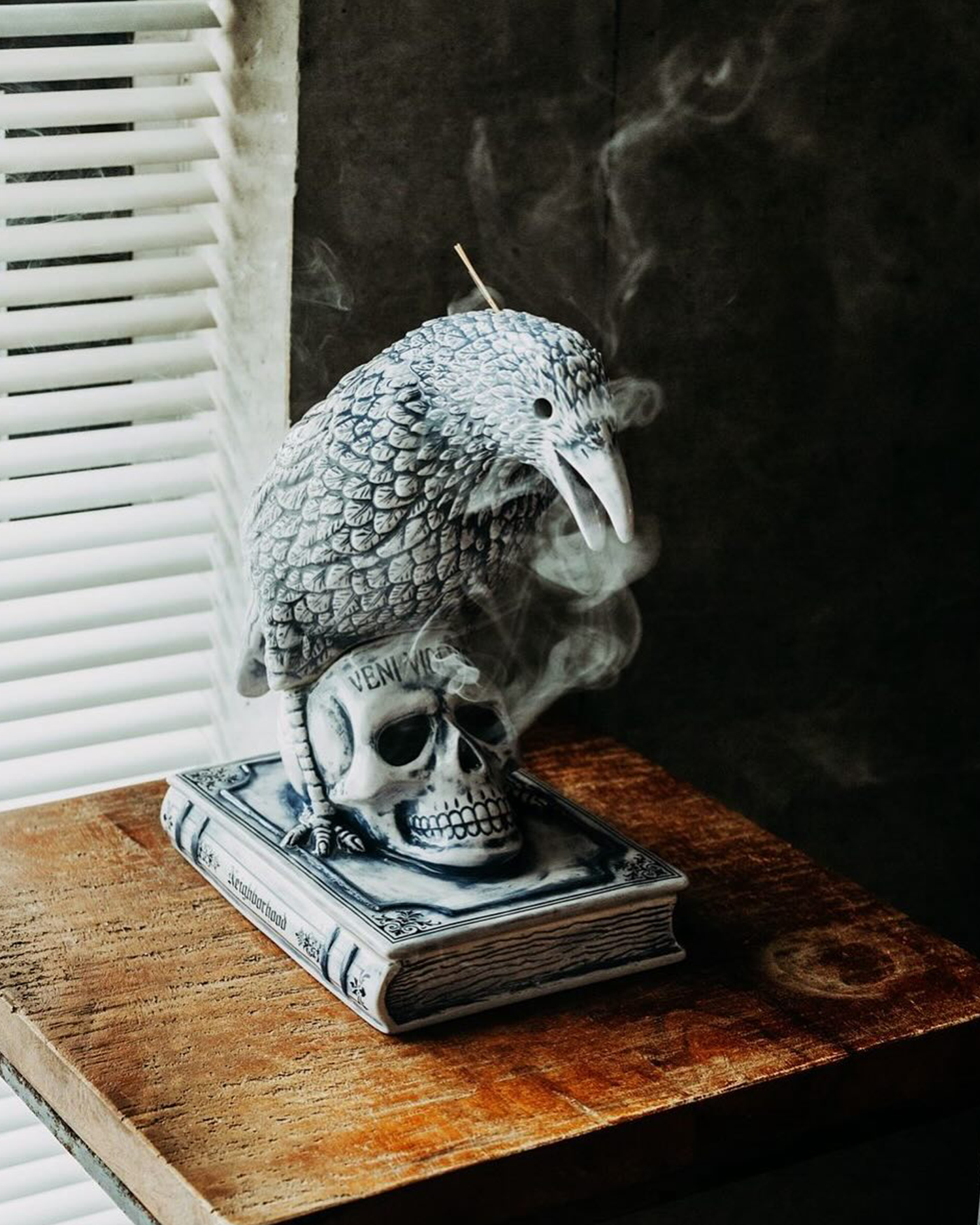 BOOZE . NHMH / CE-INCENSE CHAMBER 2012 NEIGHBORHOOD BOOZE. COLT