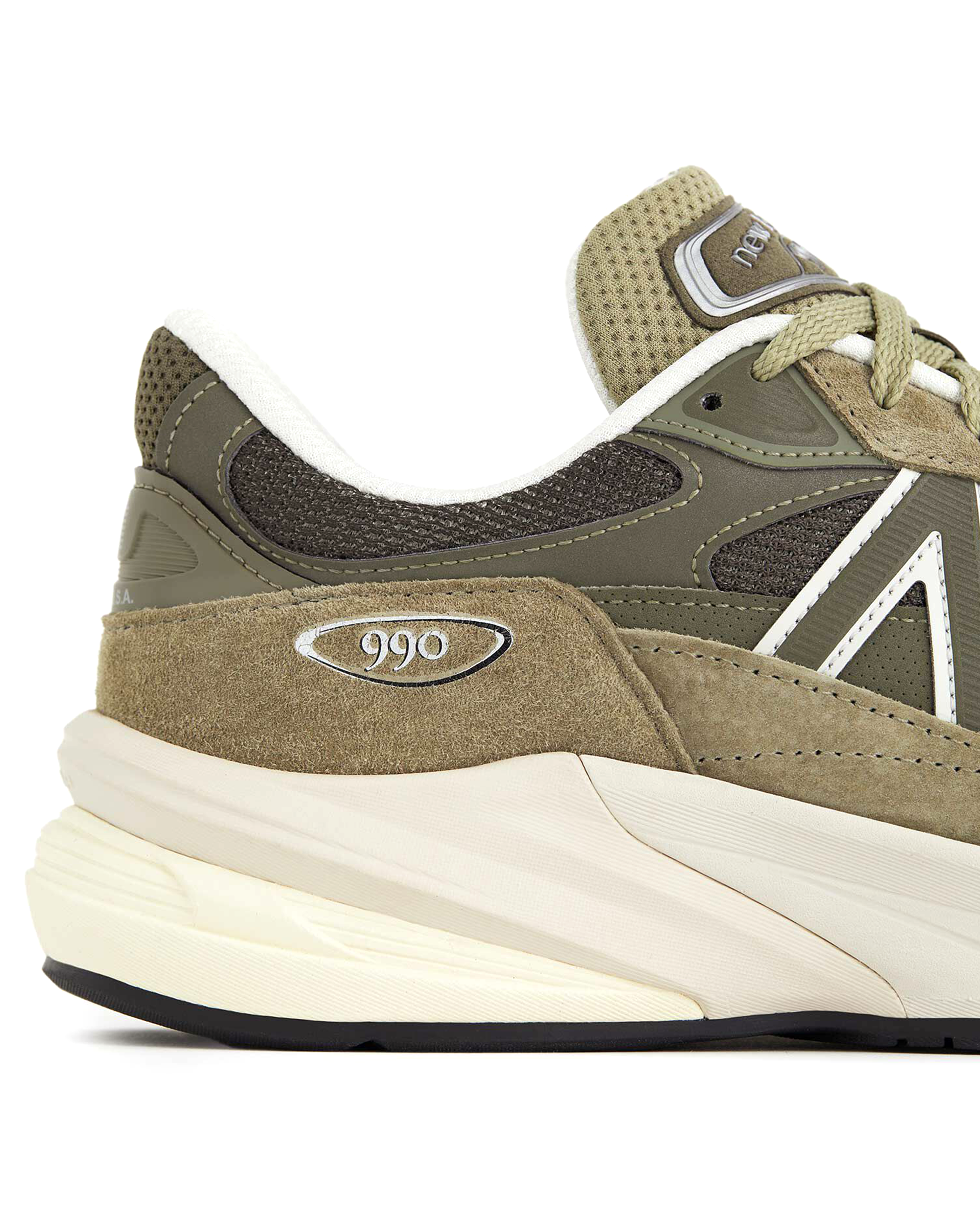 Made in USA 990v6 - True Camo / Muted Olive