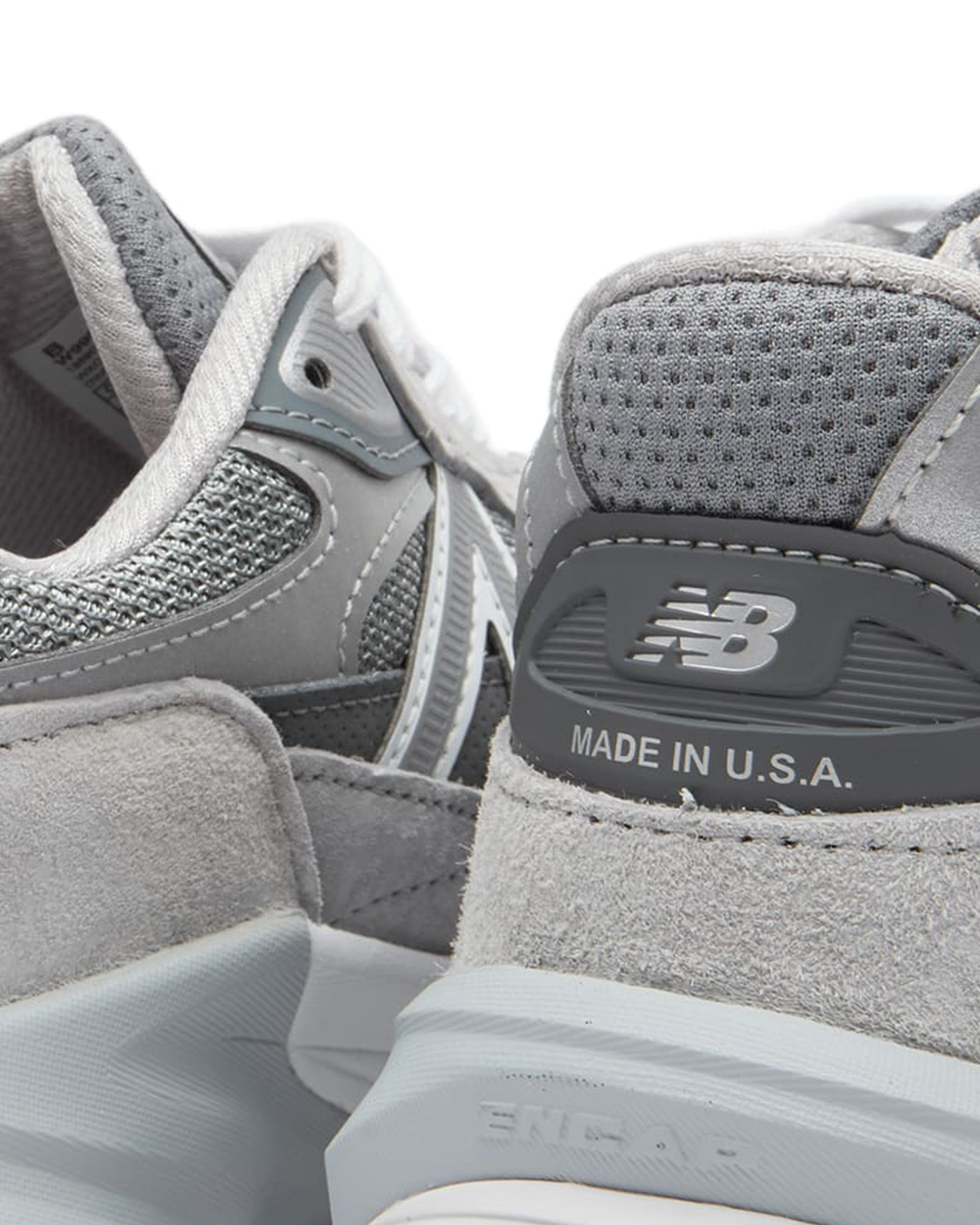 Womens 990v6 - Grey