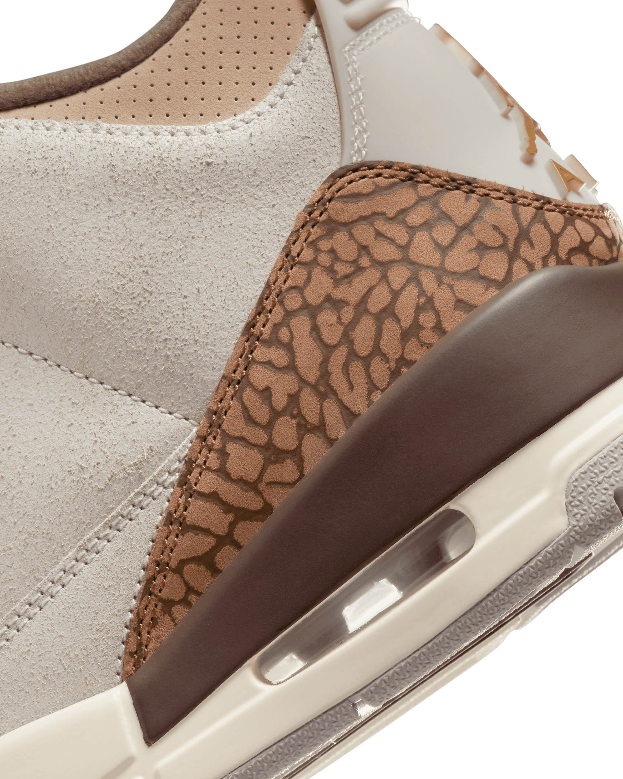 AIR JORDAN 3 RETRO - LIGHTT OREWOOD BROWN / METALLIC GOLD