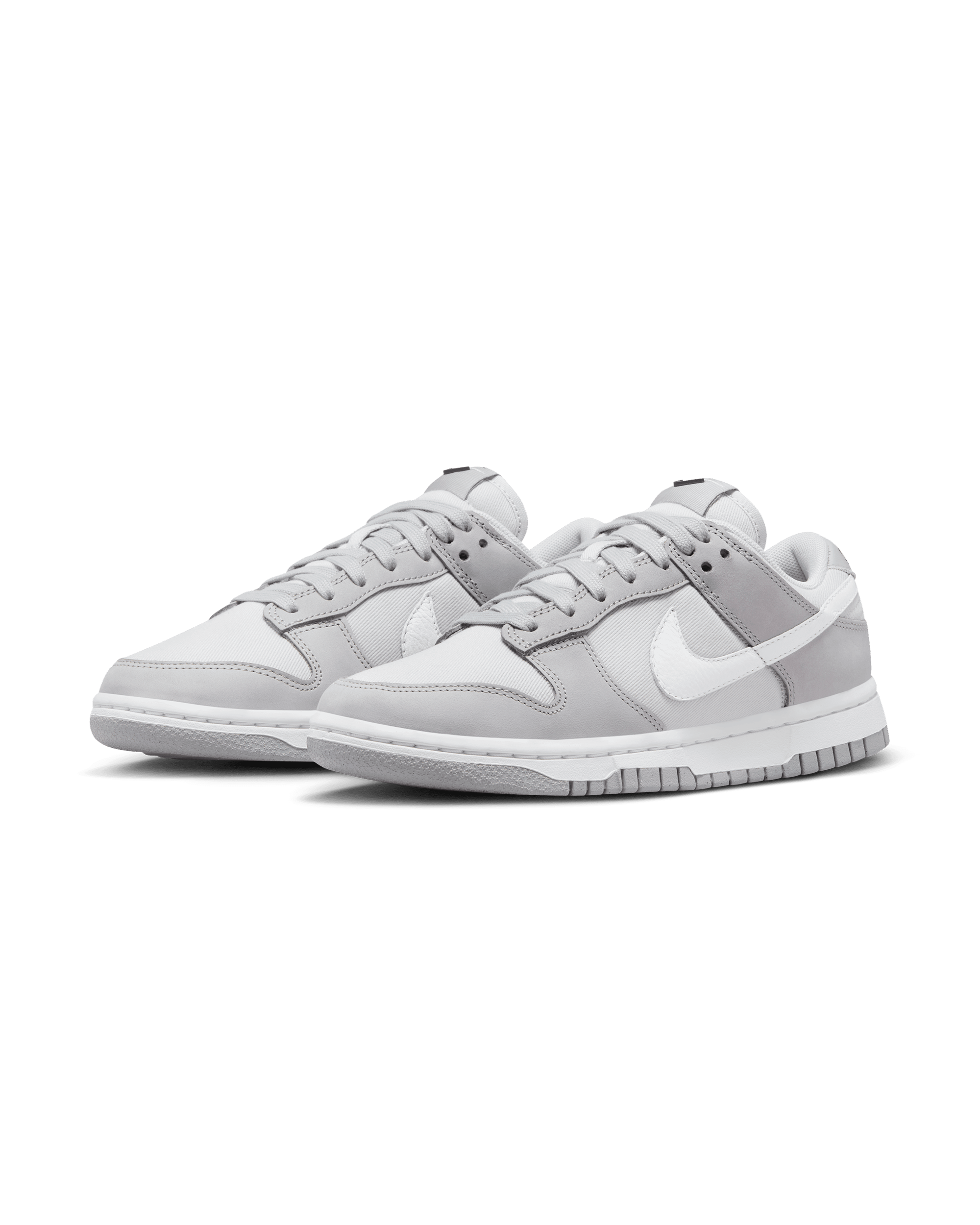 Womens Dunk Low LX NBHD - Light Smoke Grey / Photon Dust