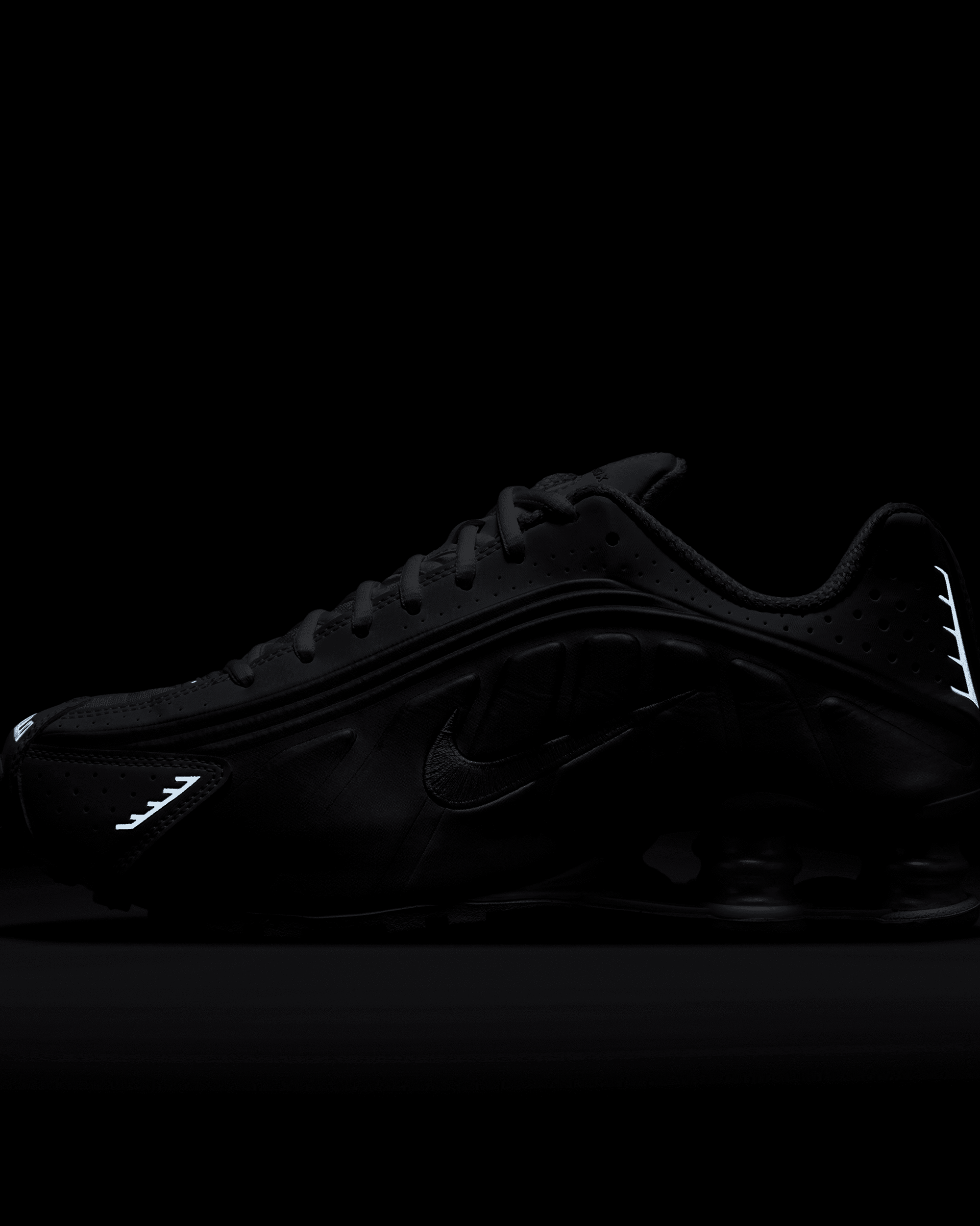 Shox R4 - White / Barely Grape / Platinum