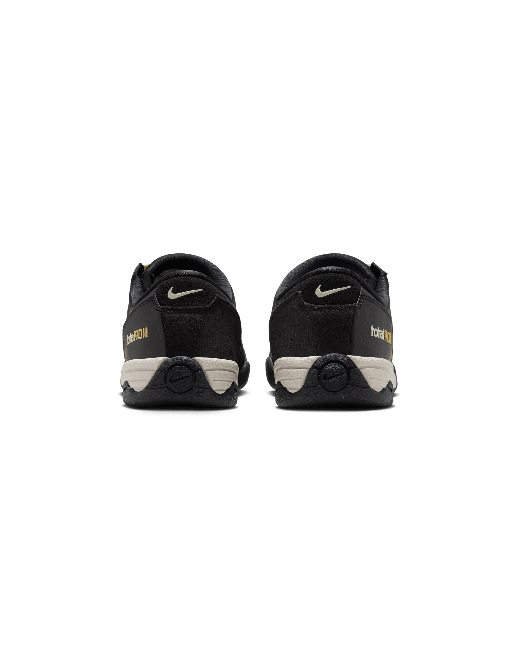 Total 90 - Black / Coconut Milk / Metallic