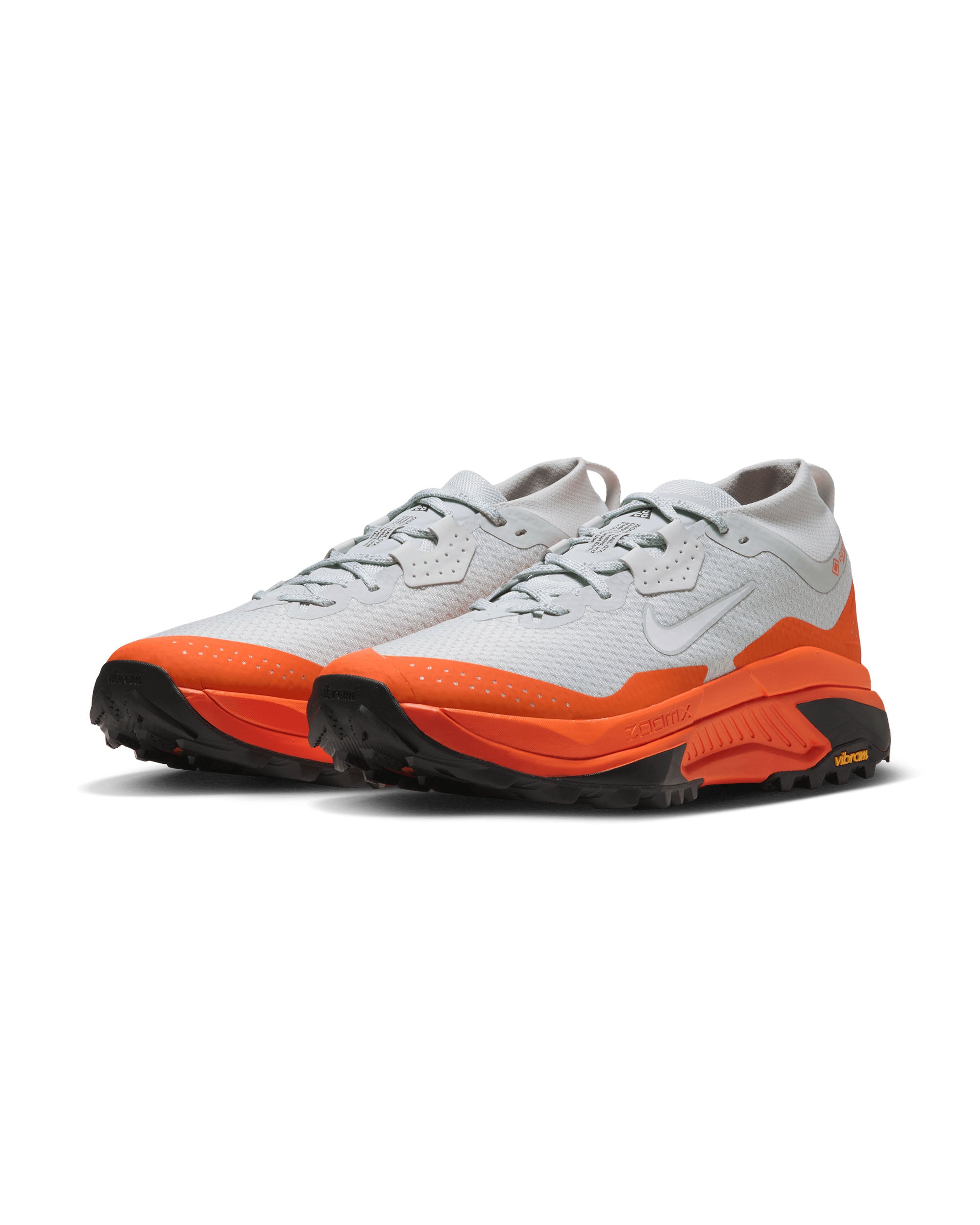 ACG Zegama Trail GORE-TEX - Light Silver/Summit White-Safety Orange