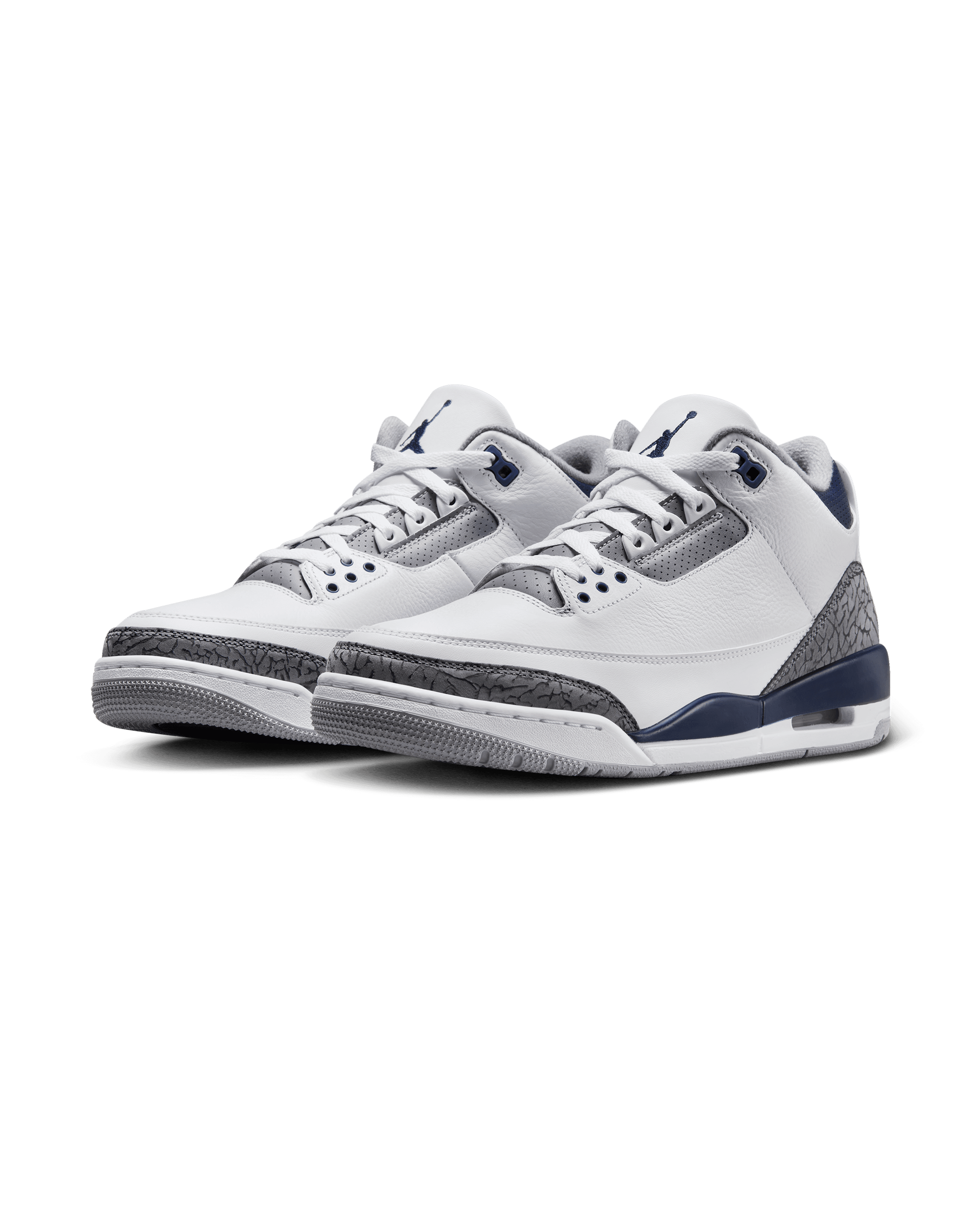 Air Jordan 3 Retro - White / Midnight Navy / Cement