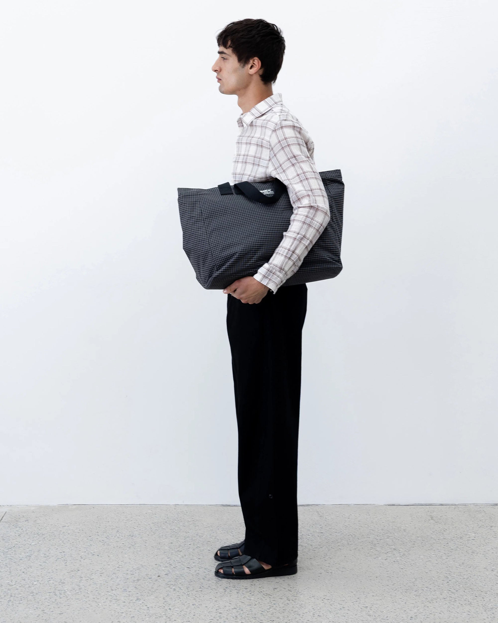 Grid Stop Stamp Tote - Black