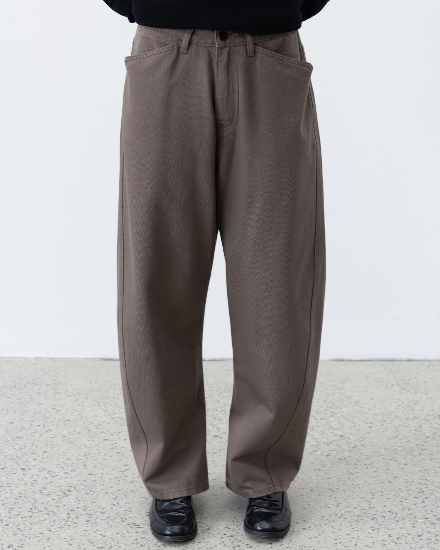 Twisted Cambia Denim Pant - Taupe