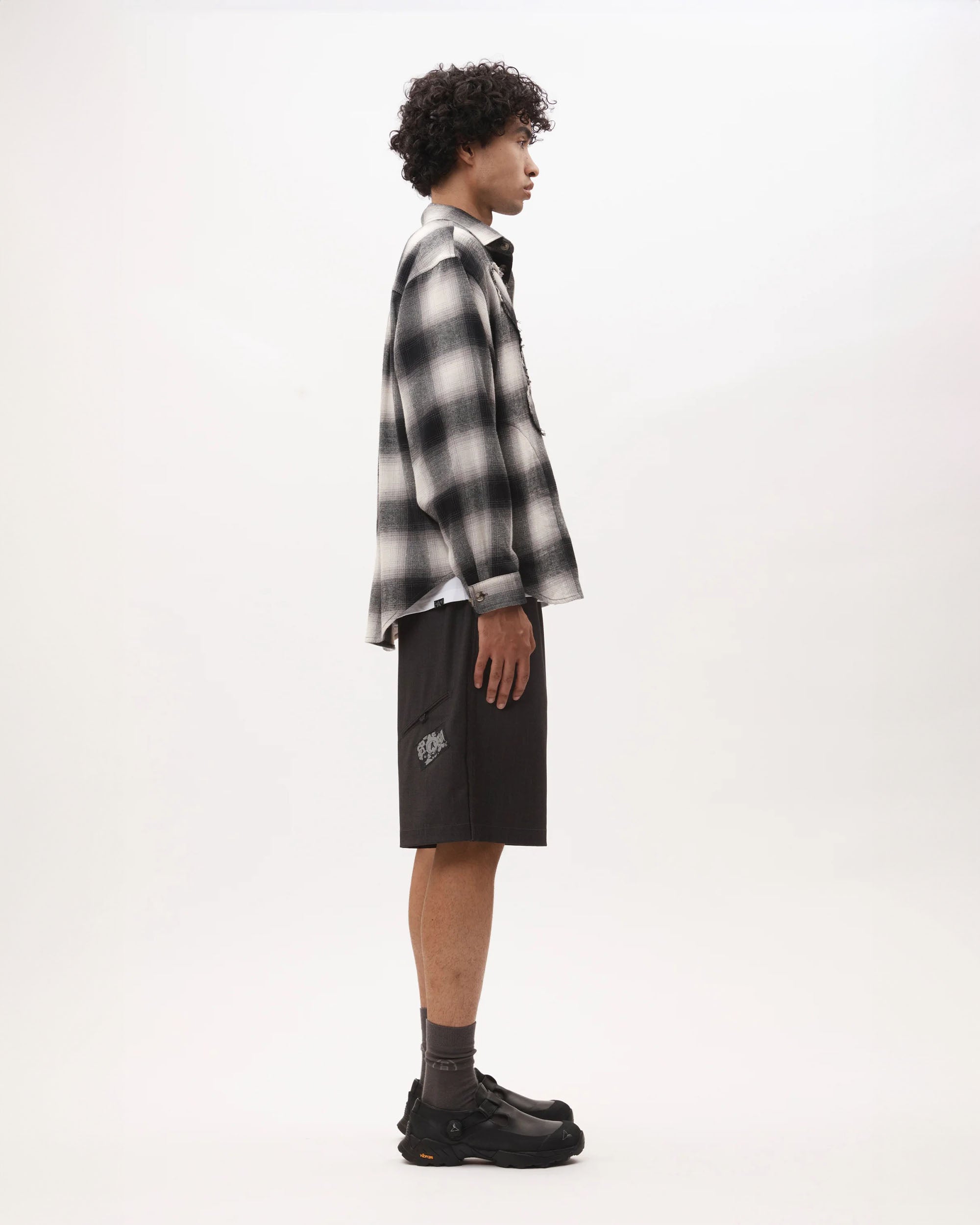 A Russell Unisex Short - Grey