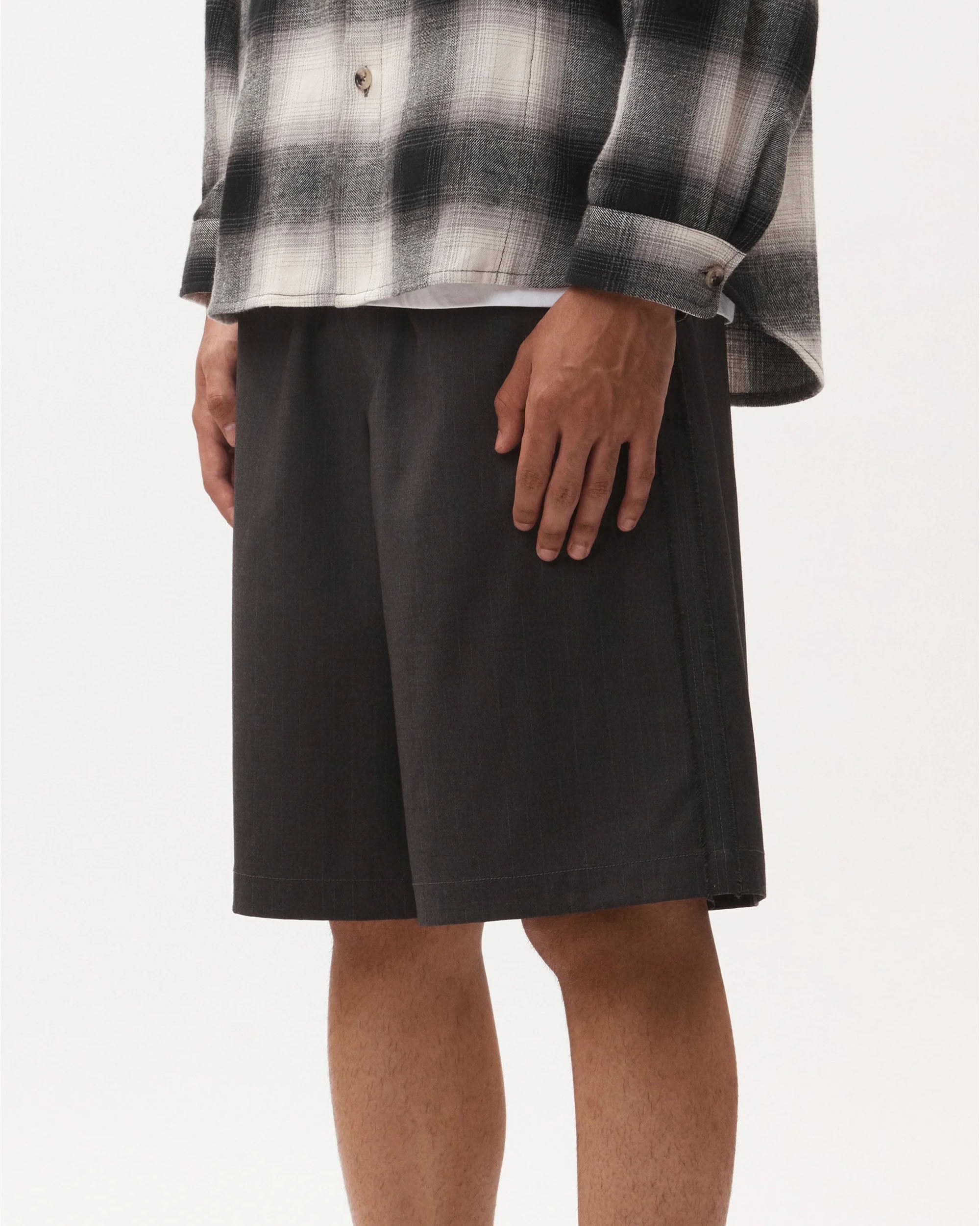 A Russell Unisex Short - Grey