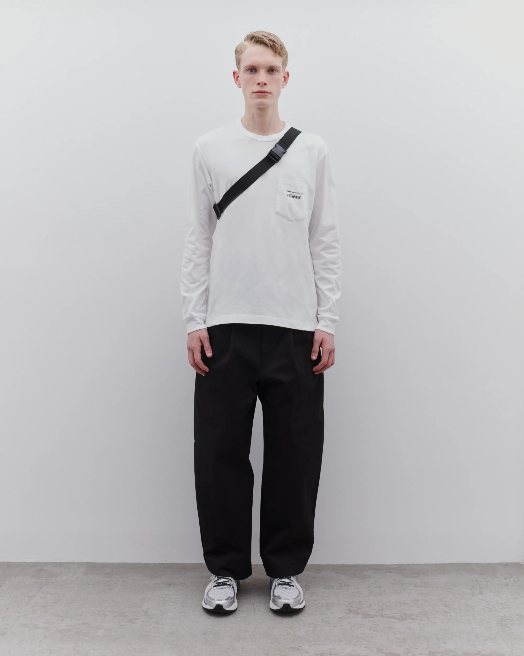 Buckle-Back Pleated Trouser - Black