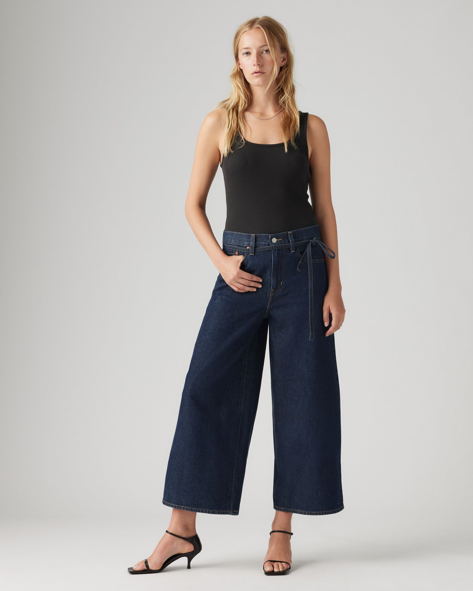 Women's XL Culotte Jeans - Shaded View