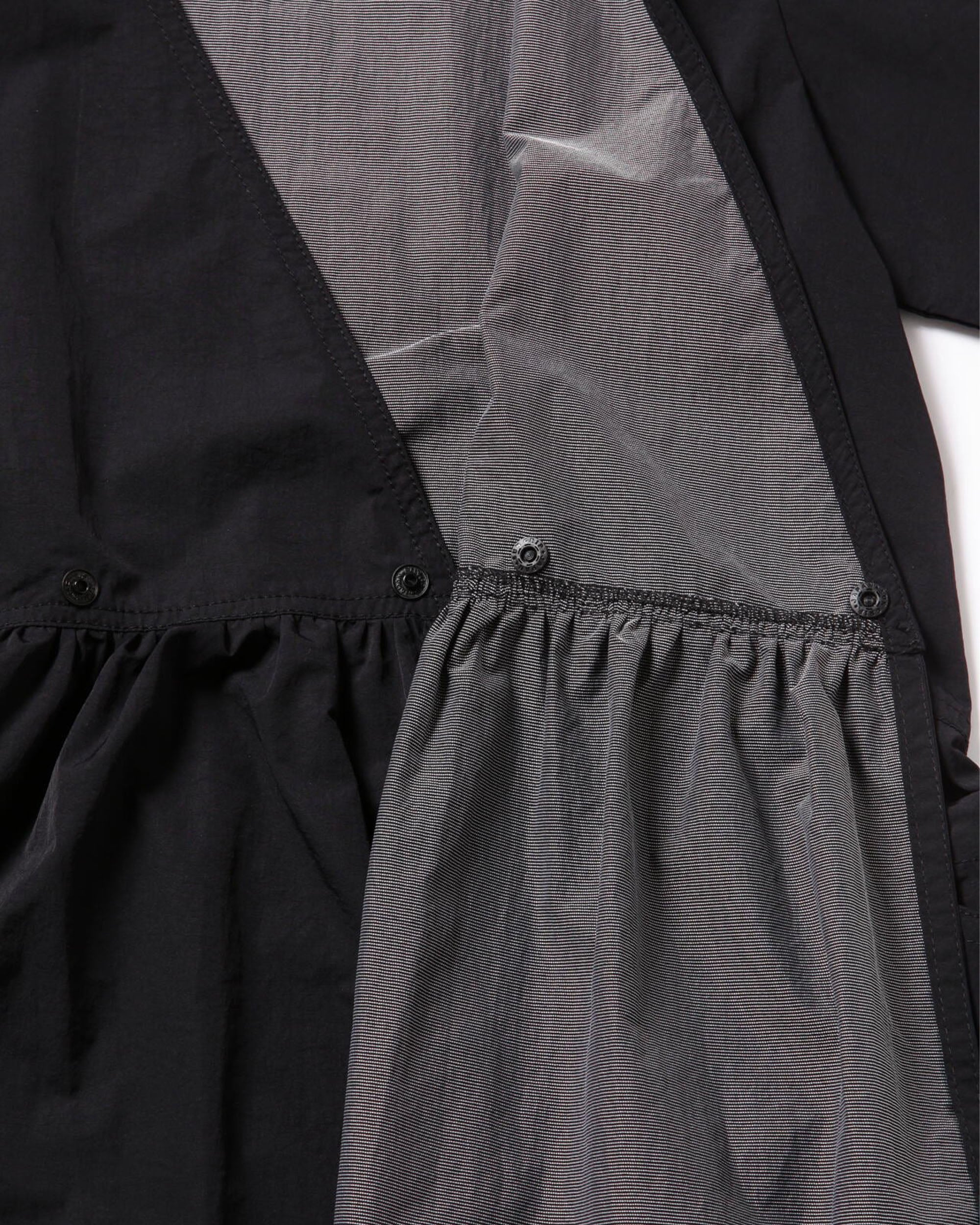 Crinkled Nylon Cache-Coeur - Black