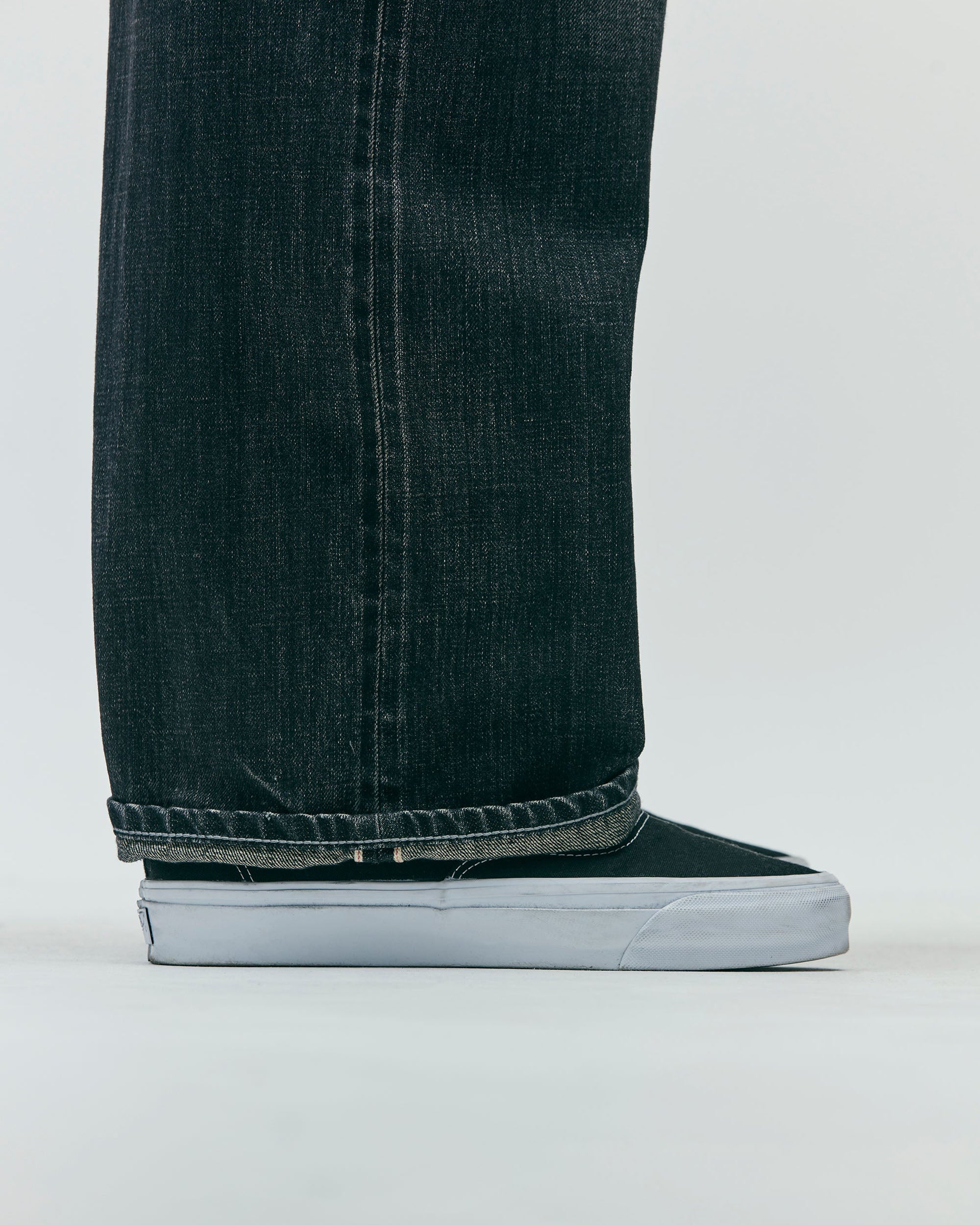 Washed Denim DP Wide Pants - Black