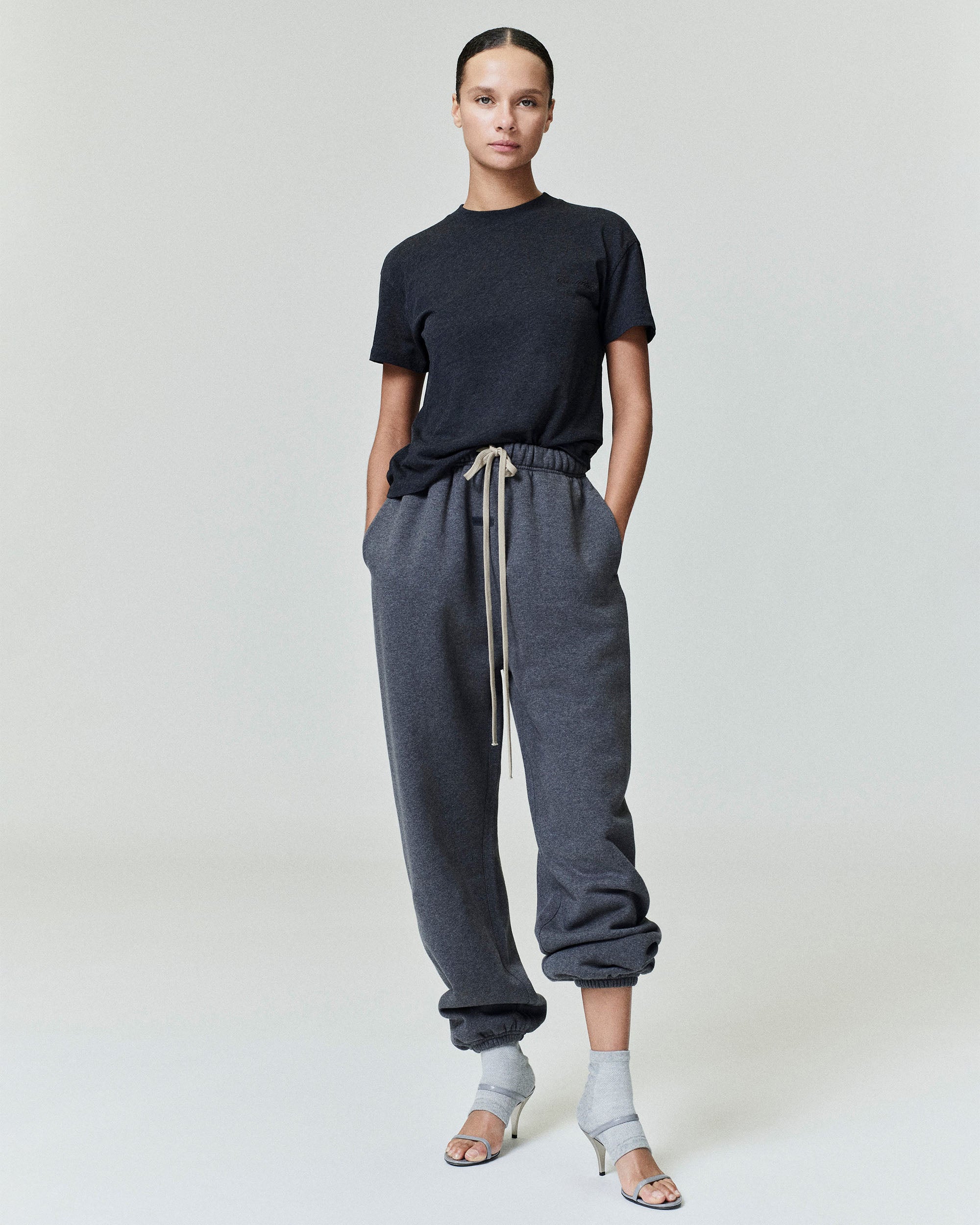 Classic Sweatpant - Charcoal Heather