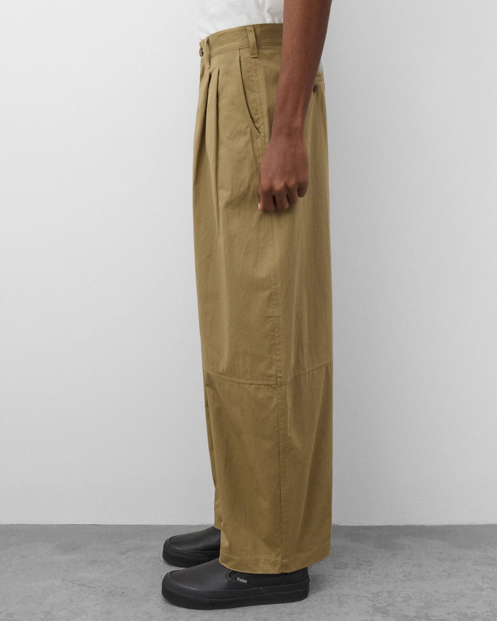 Double Pleated Pants - Beige