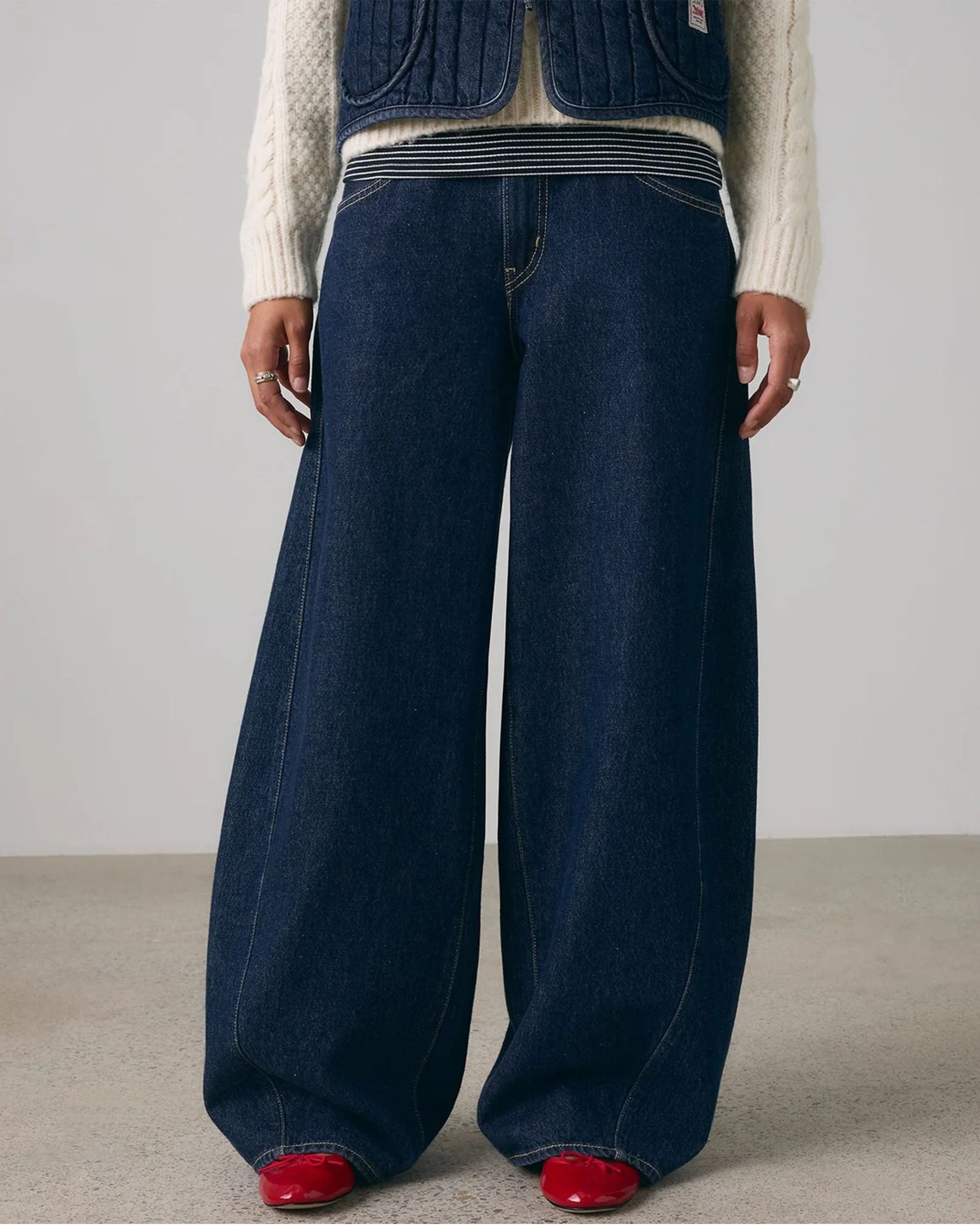 Women's Super Baggy Barrel - Shaded View