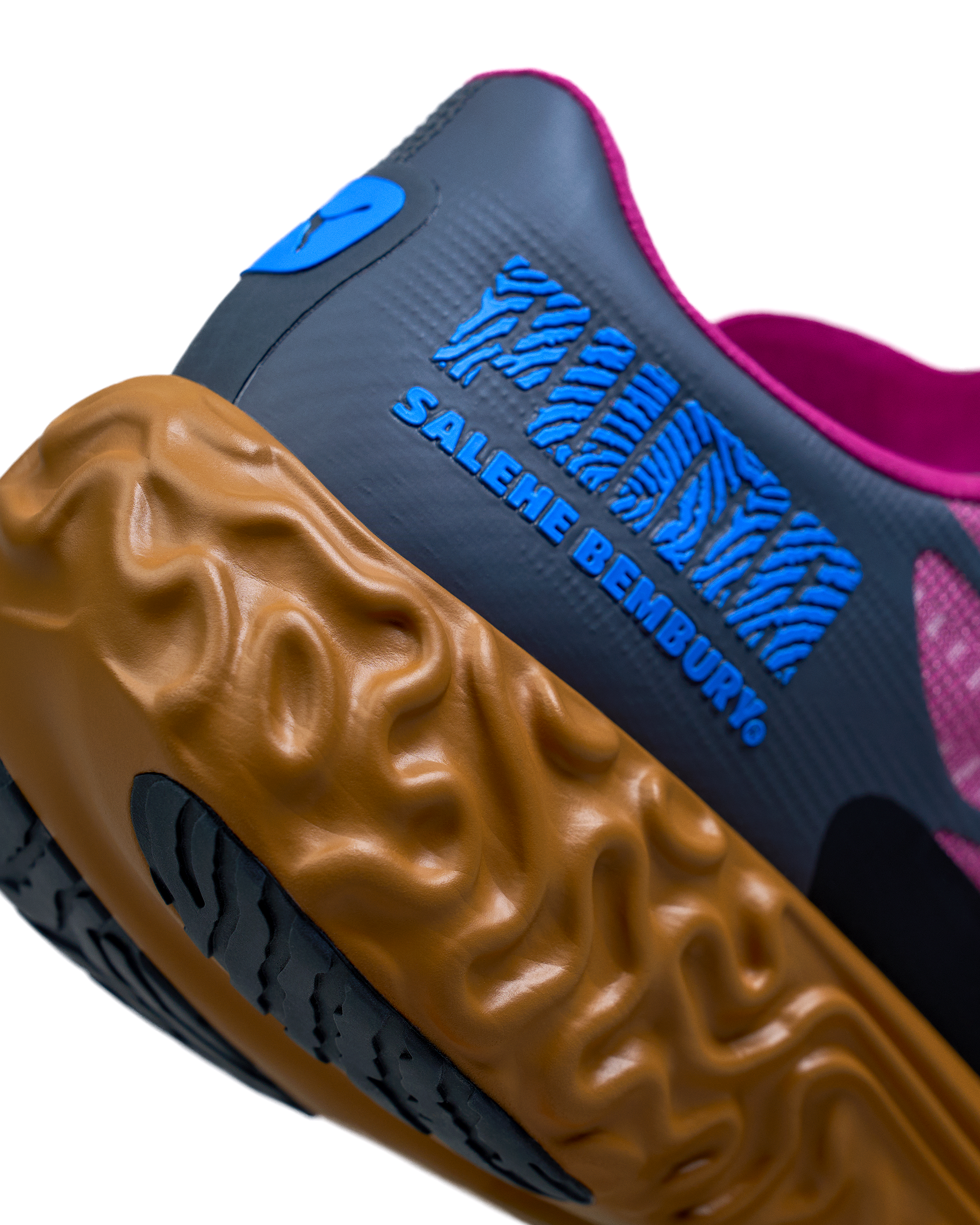 Salehe Bembury Velum Nitro - Magenta Gleam / Dusky Gray