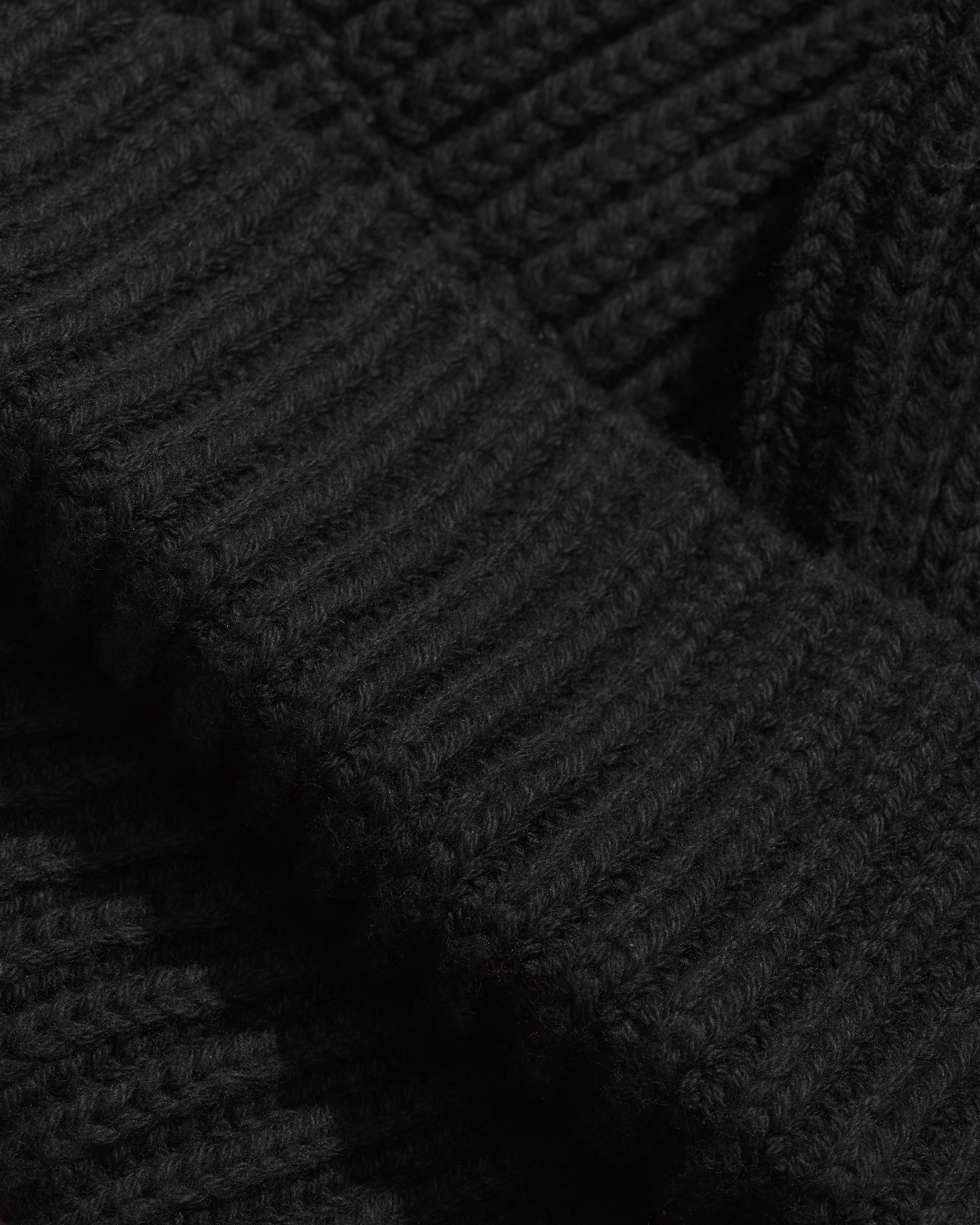 Ribbed Knit Beanie - Black