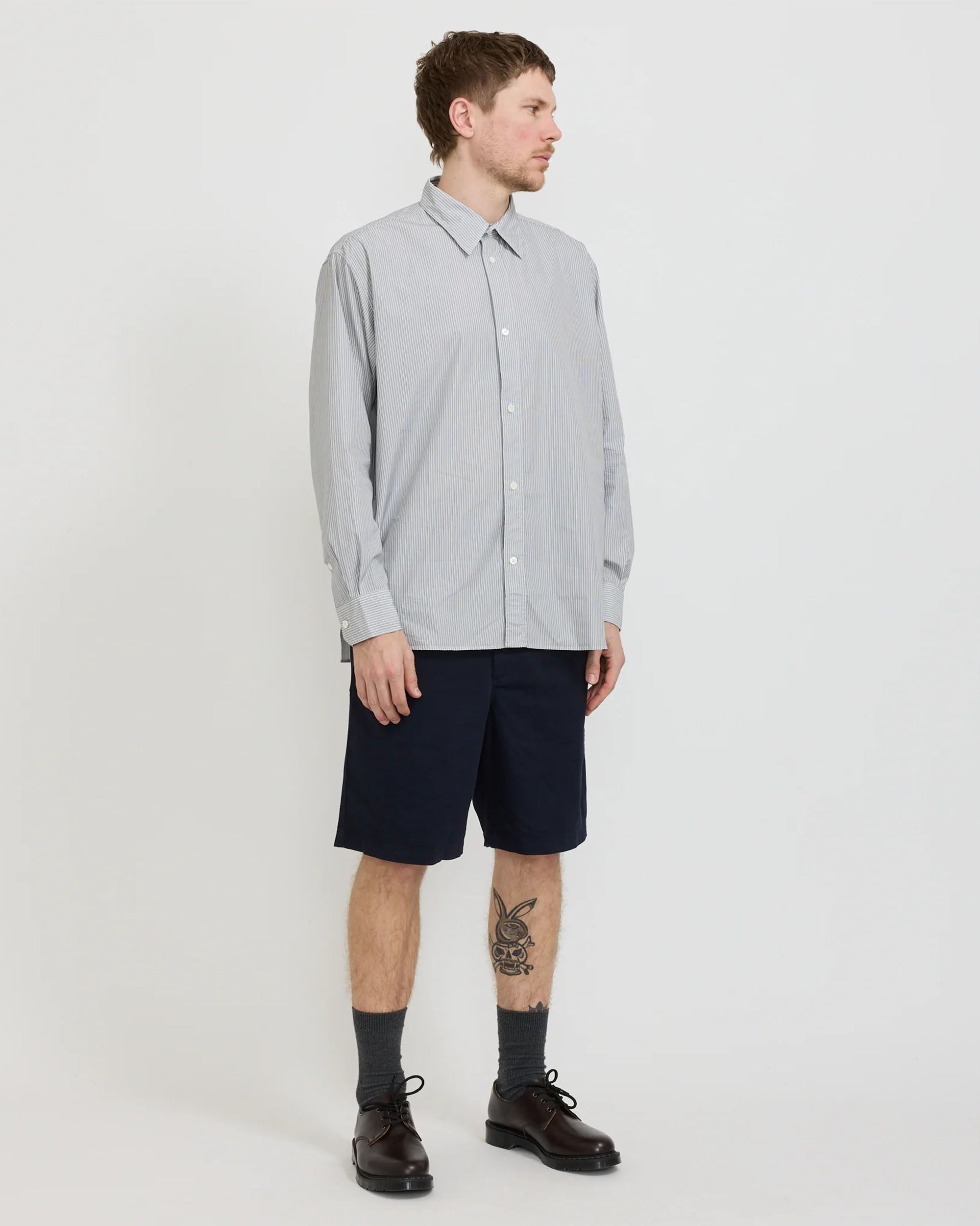 Ezra Relaxed Organic Stretch Twill Short - Graphite