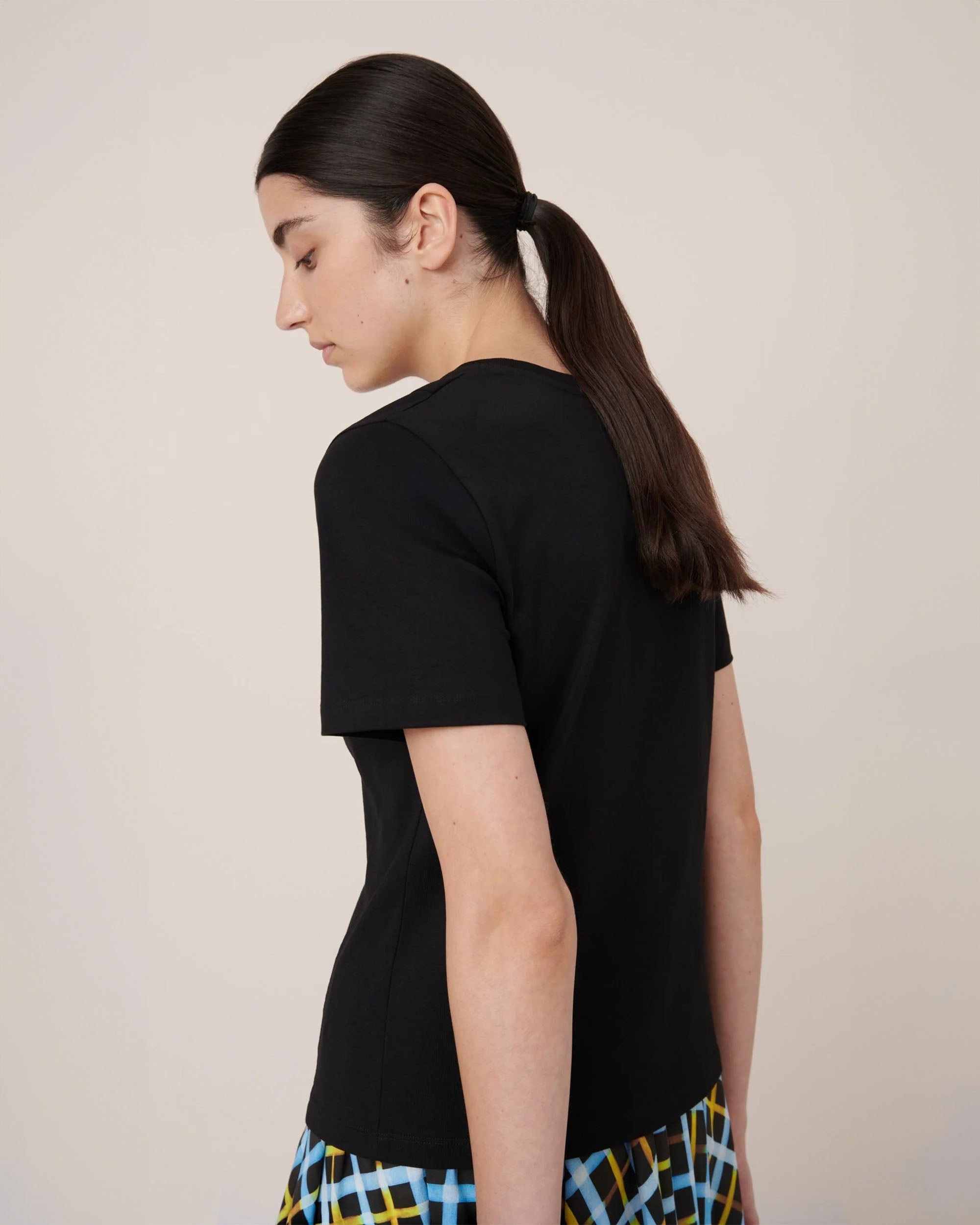 Contour T-Shirt - Black