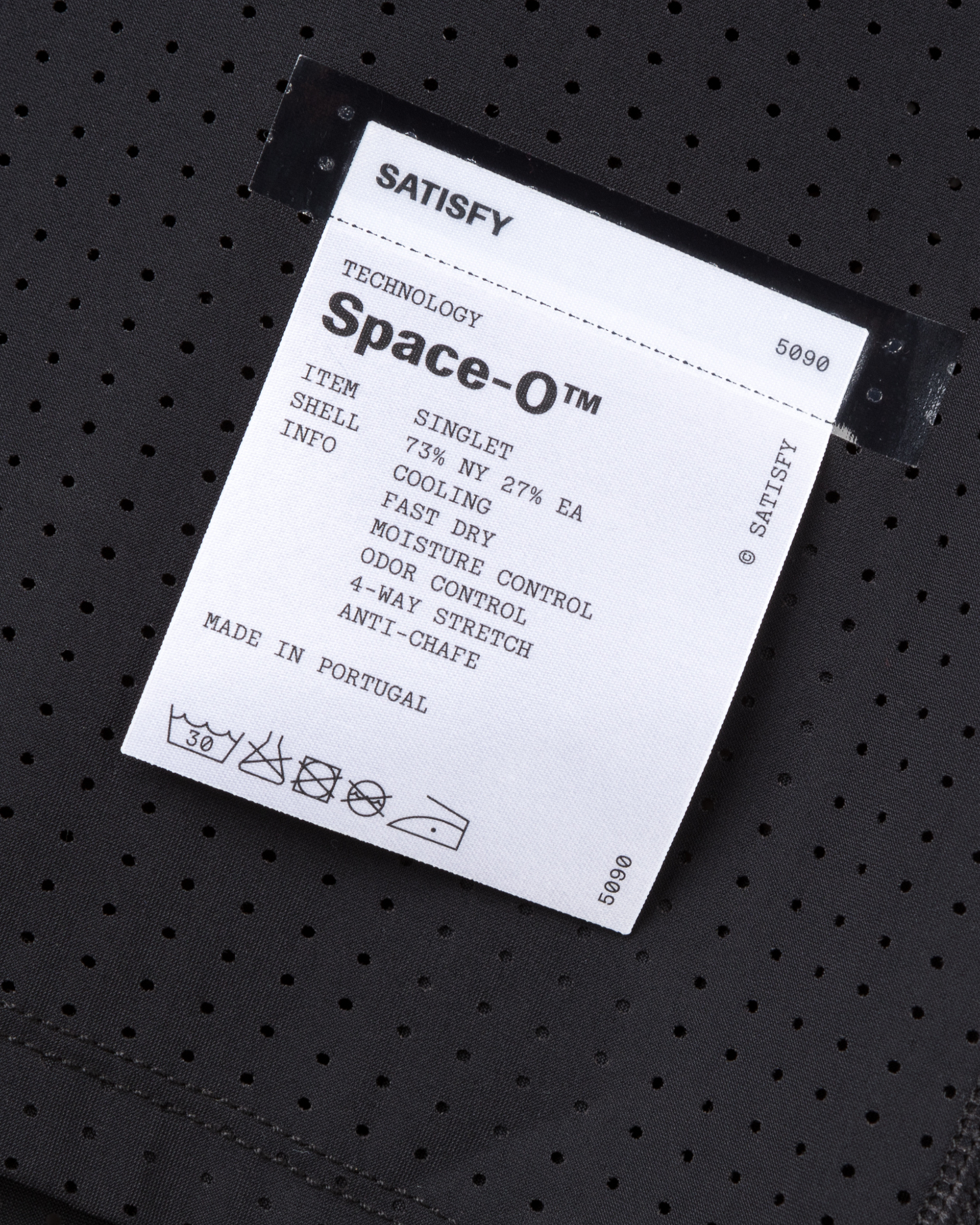Space-O Singlet - Black