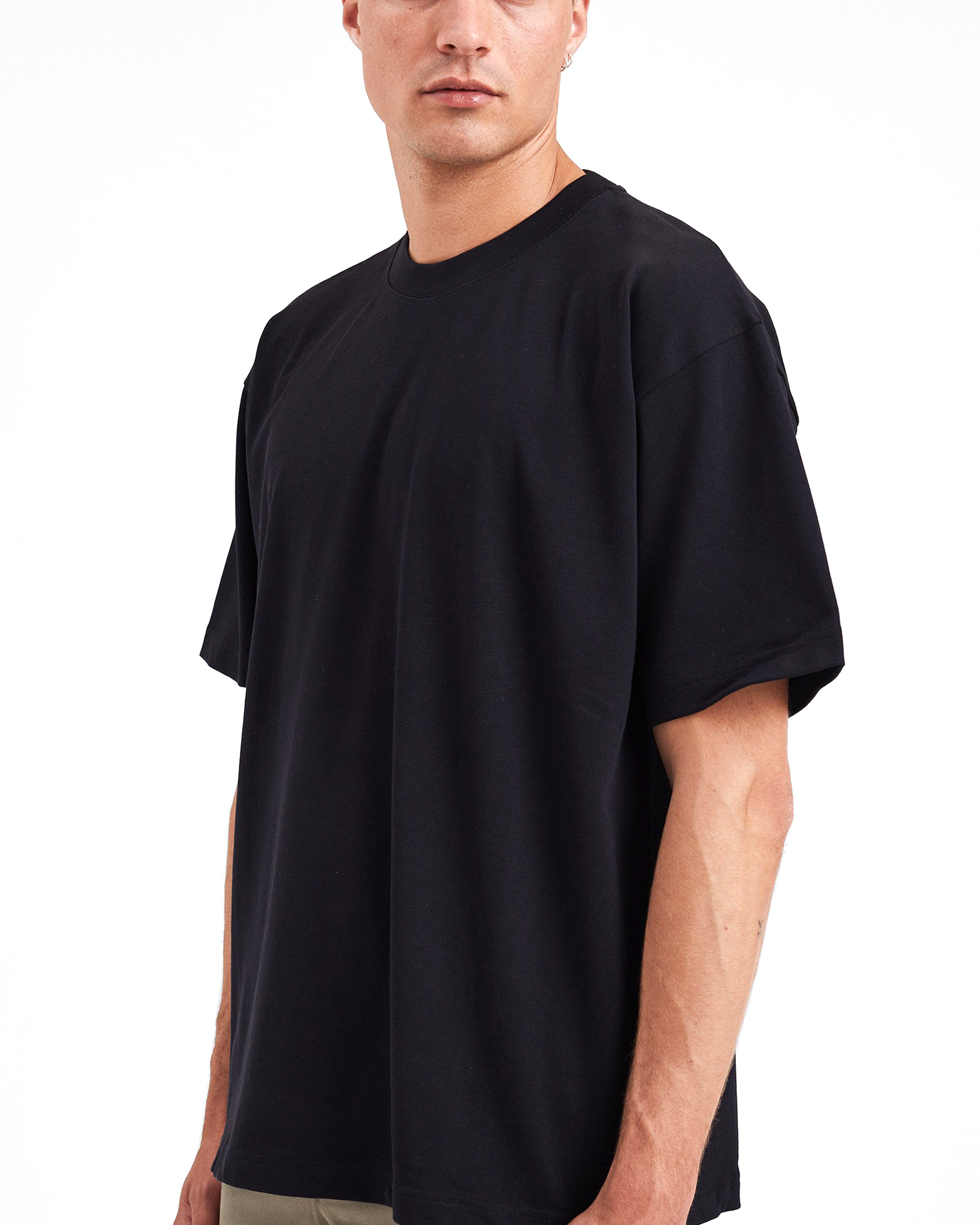 Standard Heavy T-shirt - Black