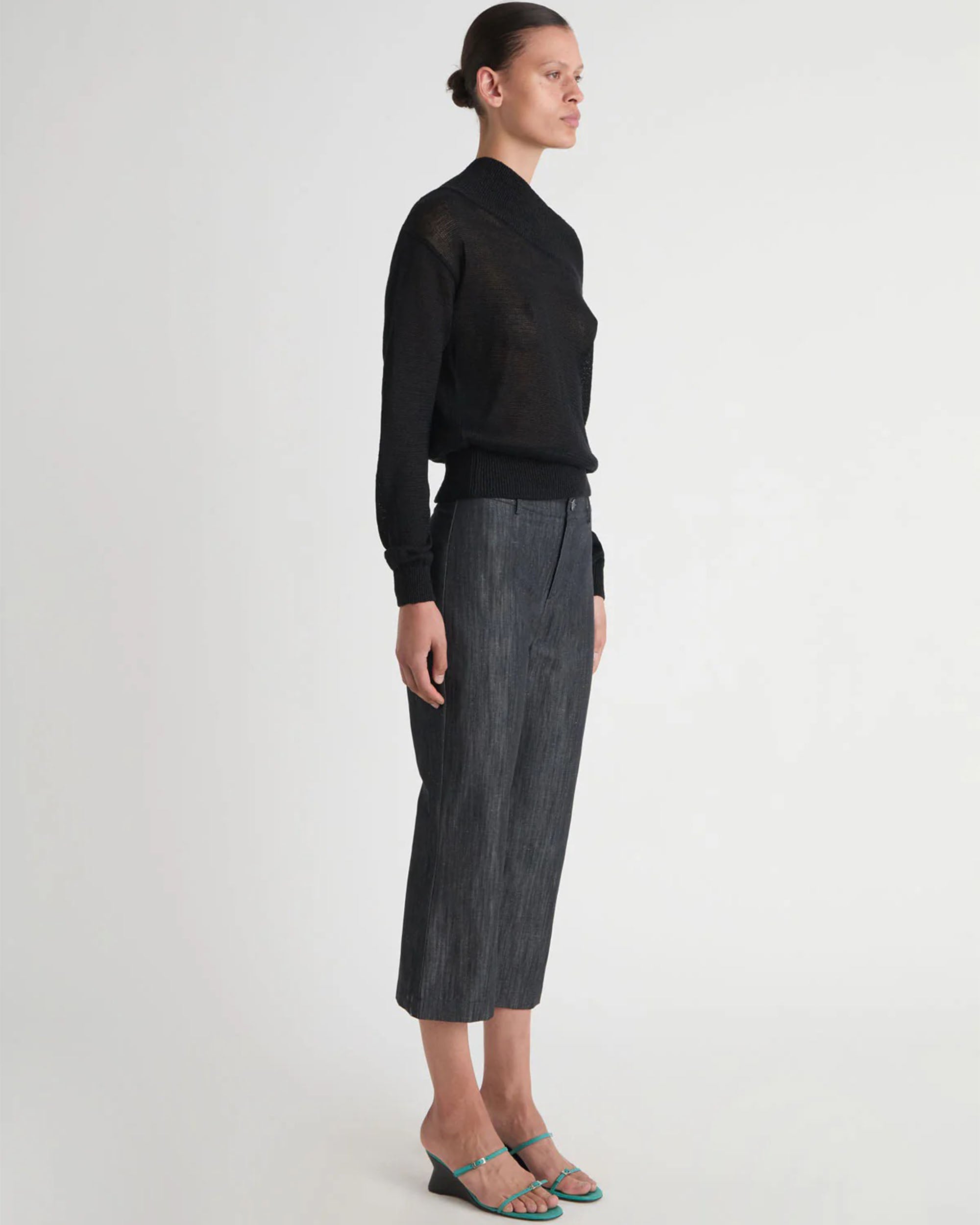 Soto - Black