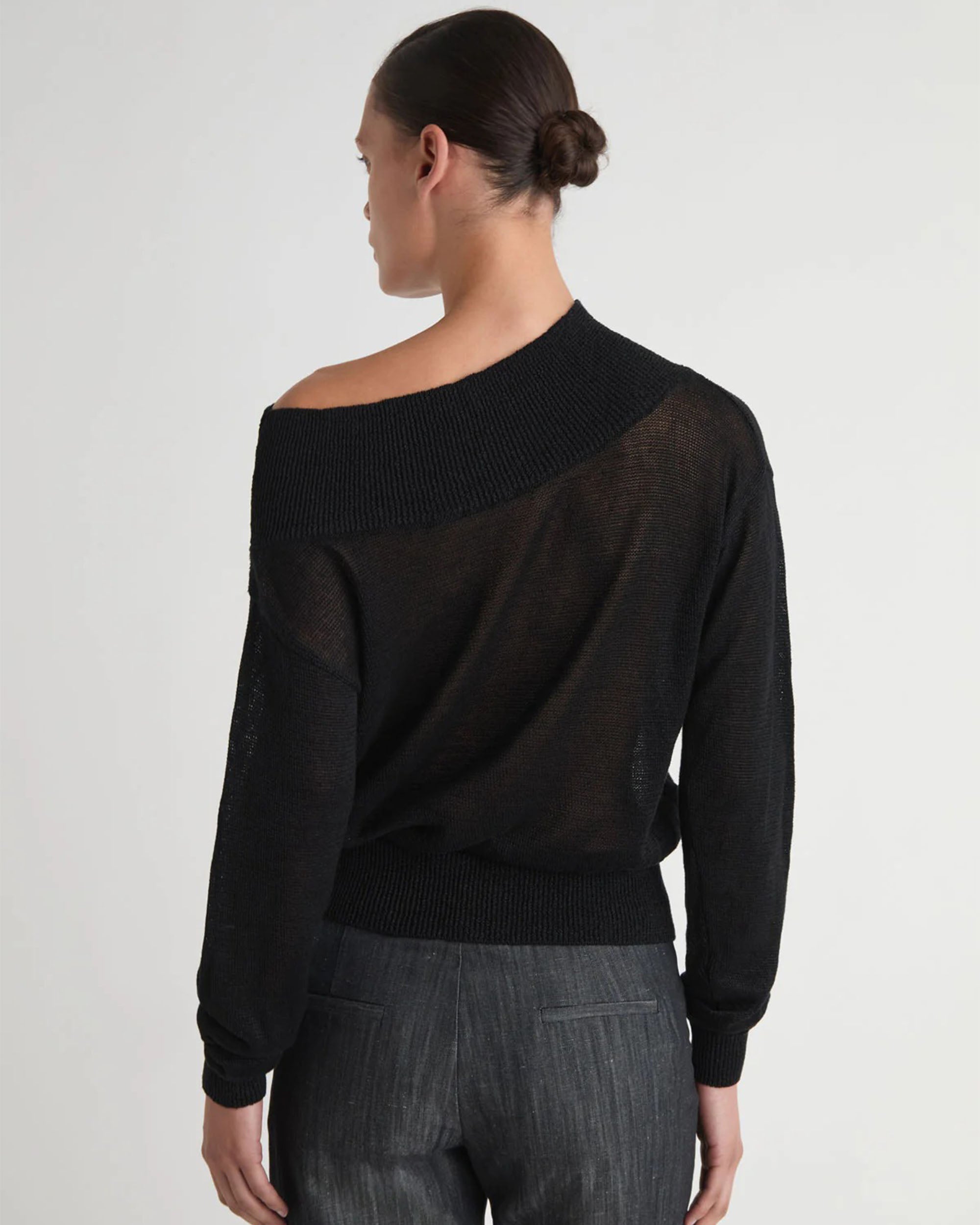 Soto - Black