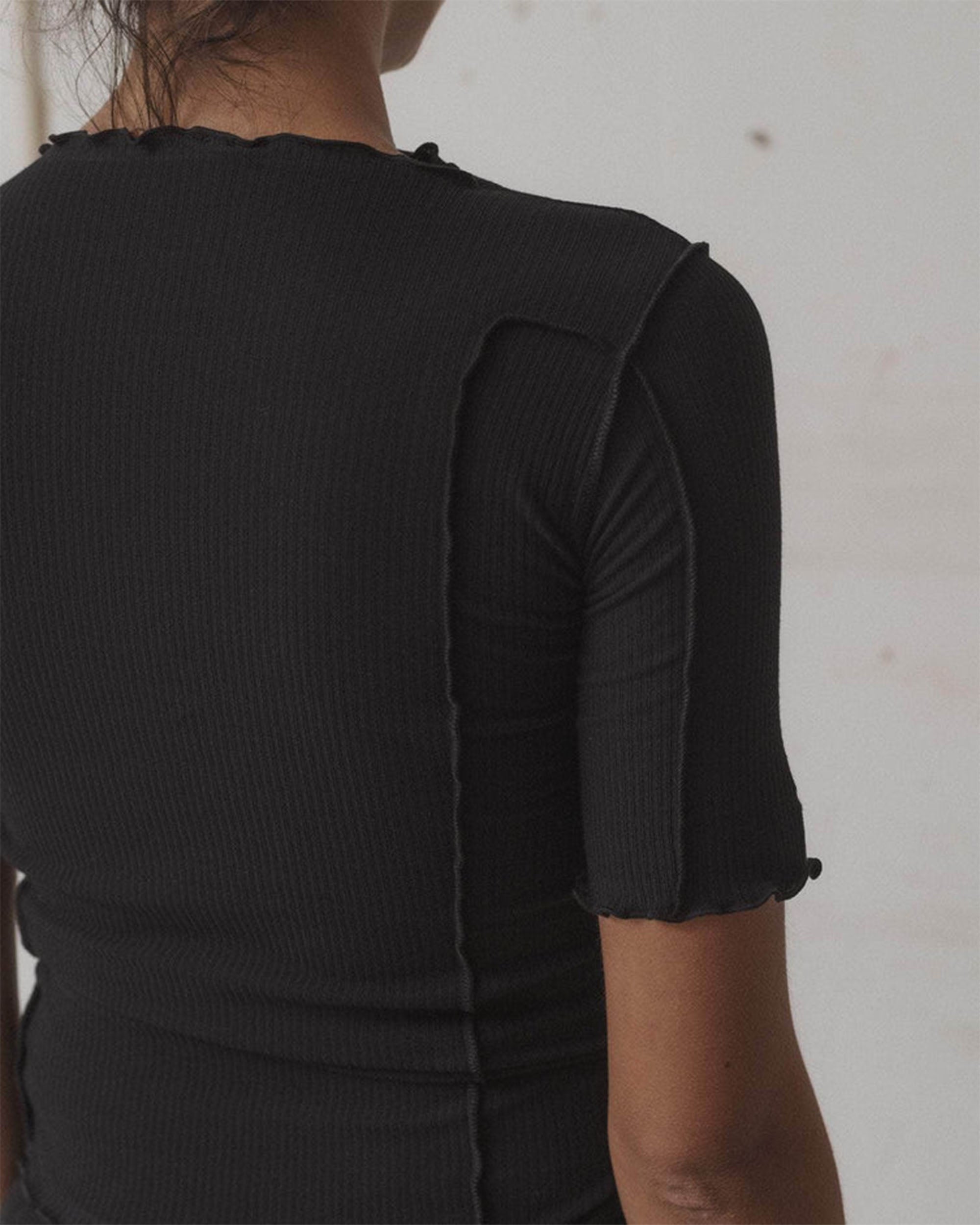 Omato 3/4 Top - Black