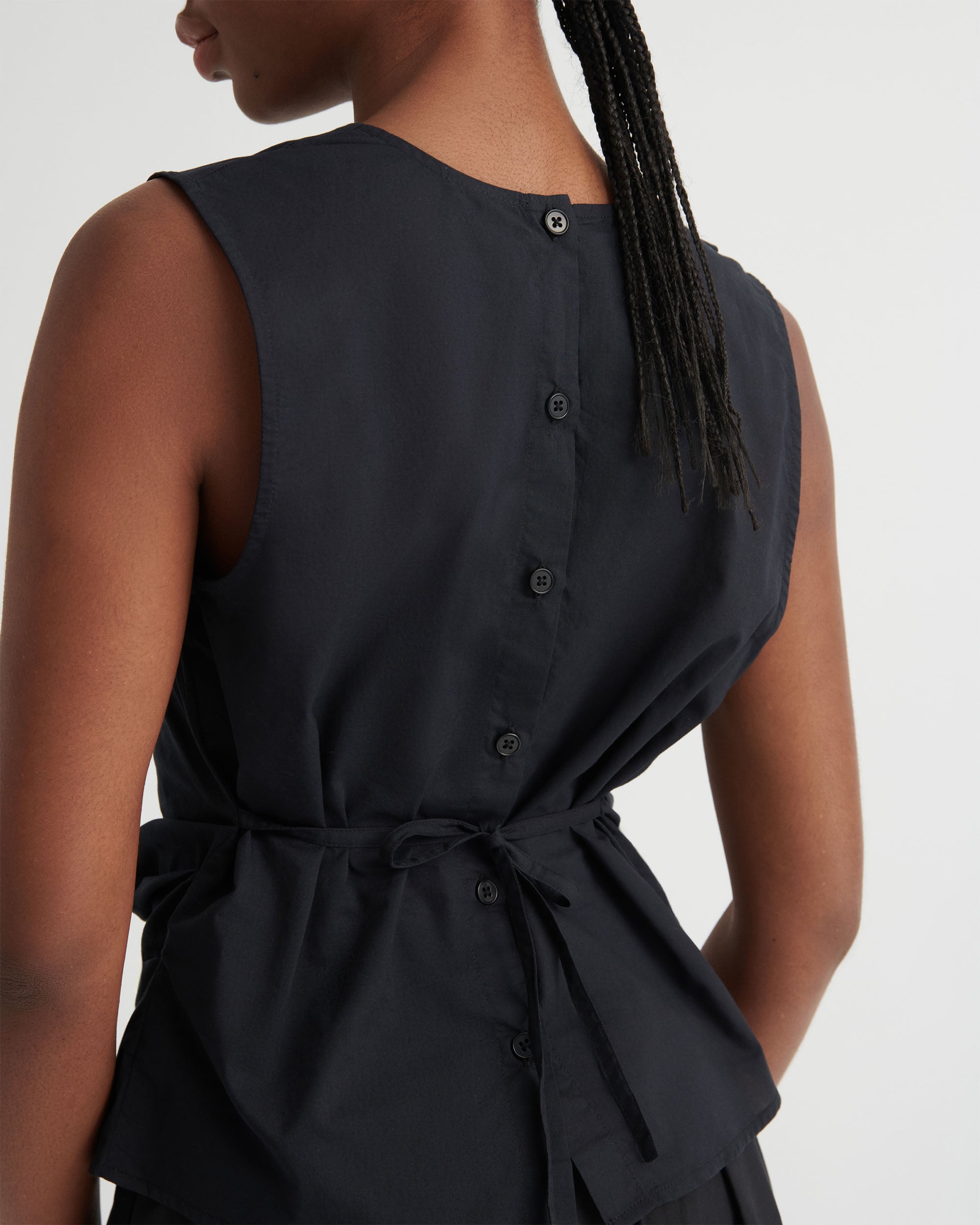 Genre Top - Black