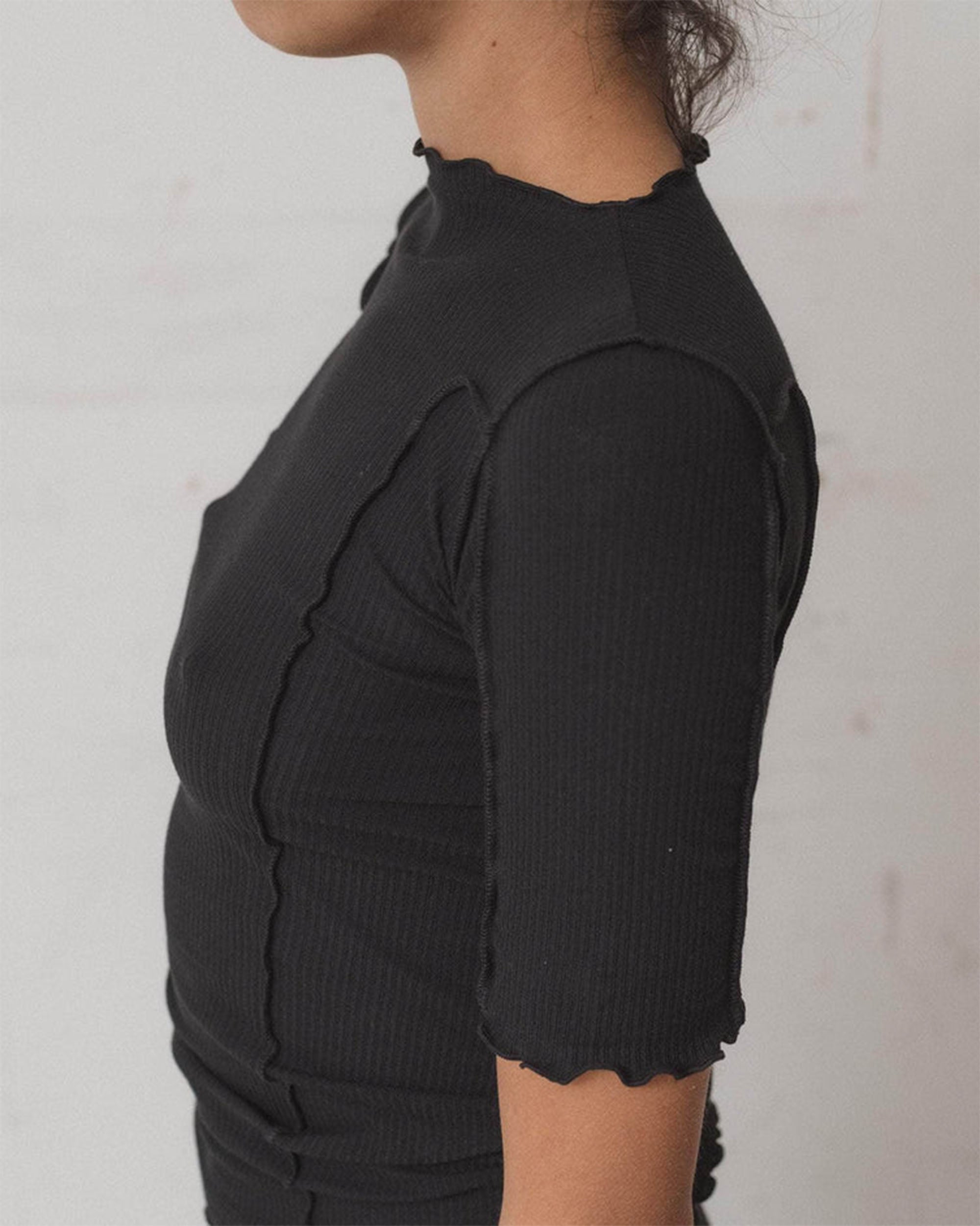 Omato 3/4 Top - Black