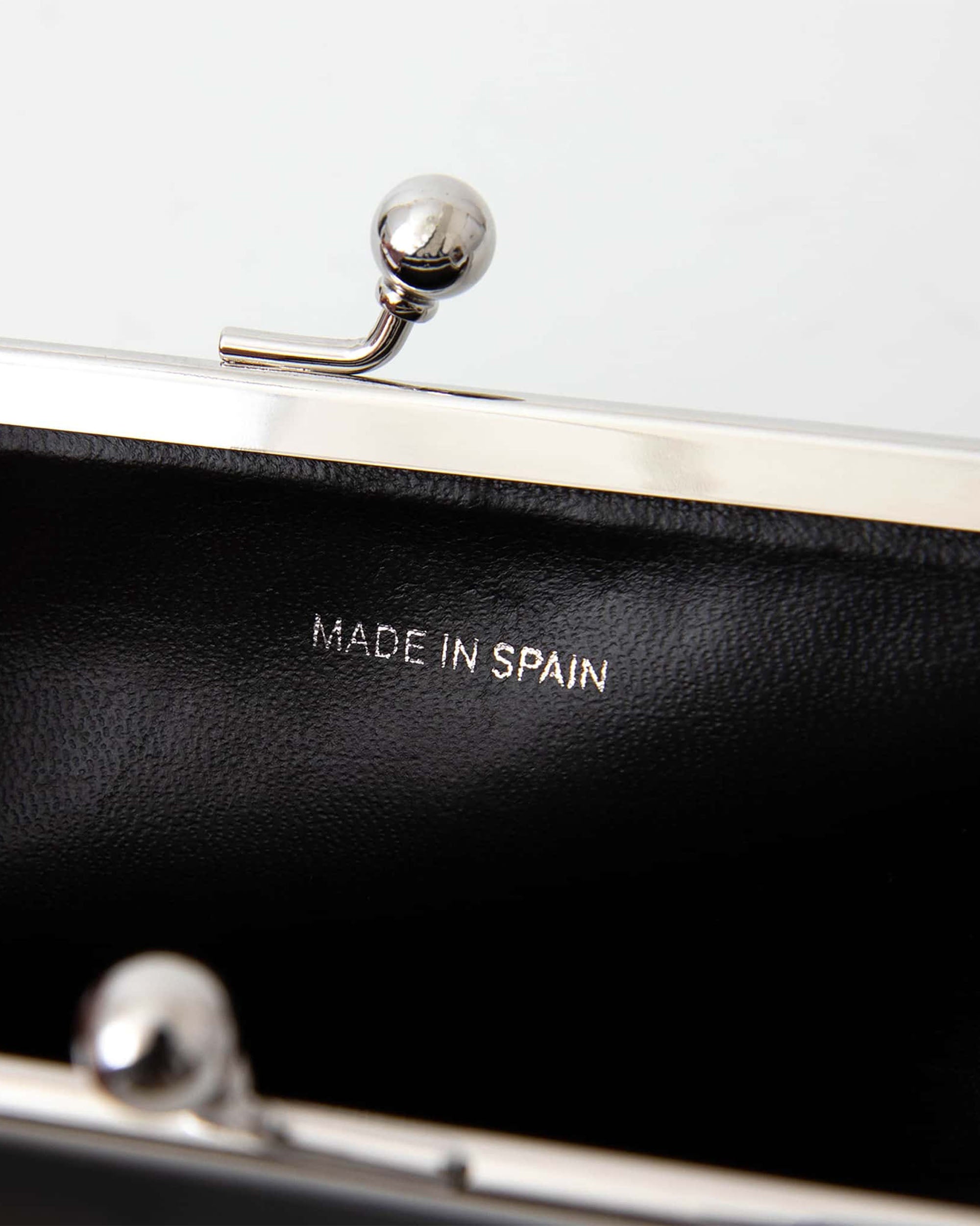 Kiss Clasp Wallet - Black