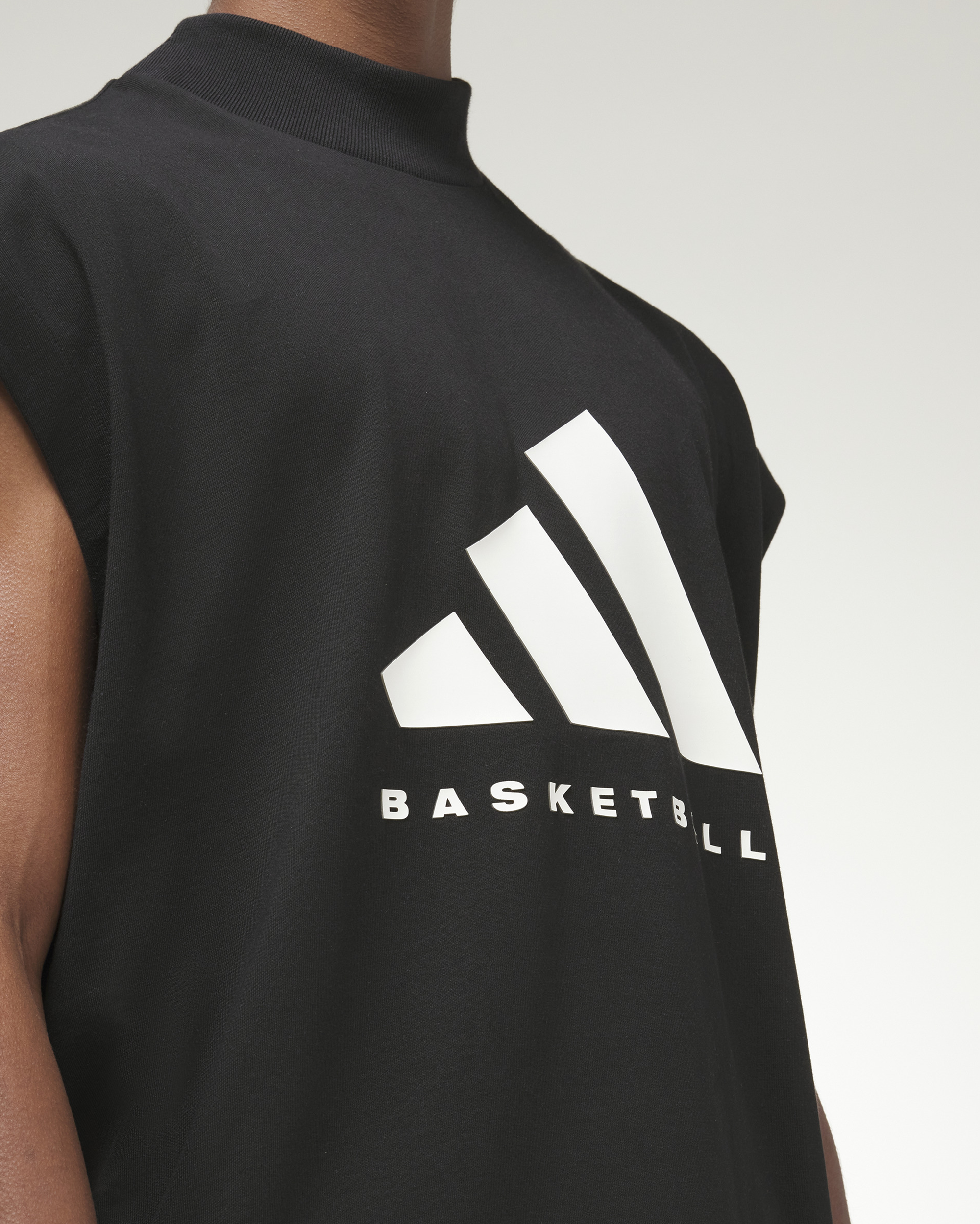 Mockneck Sleeveless T-shirt - Black