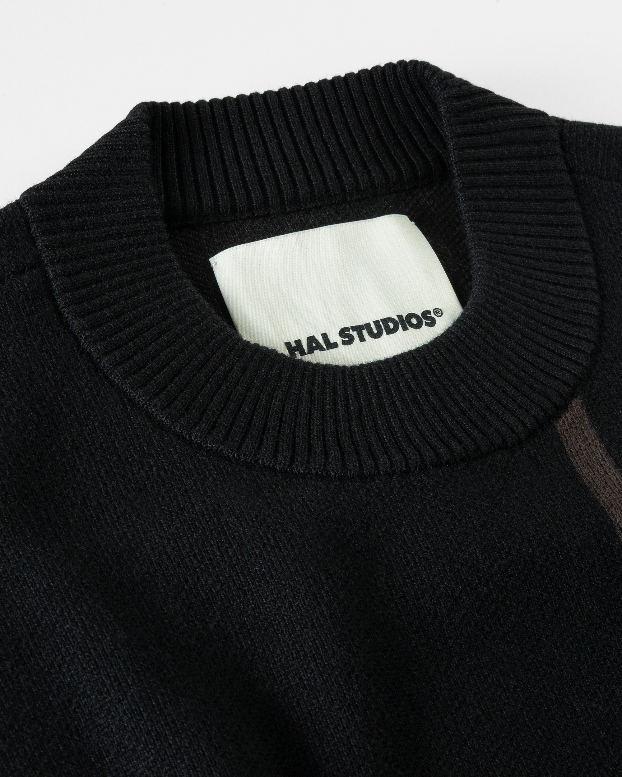 HALHAUS KNIT VEST - BLACK