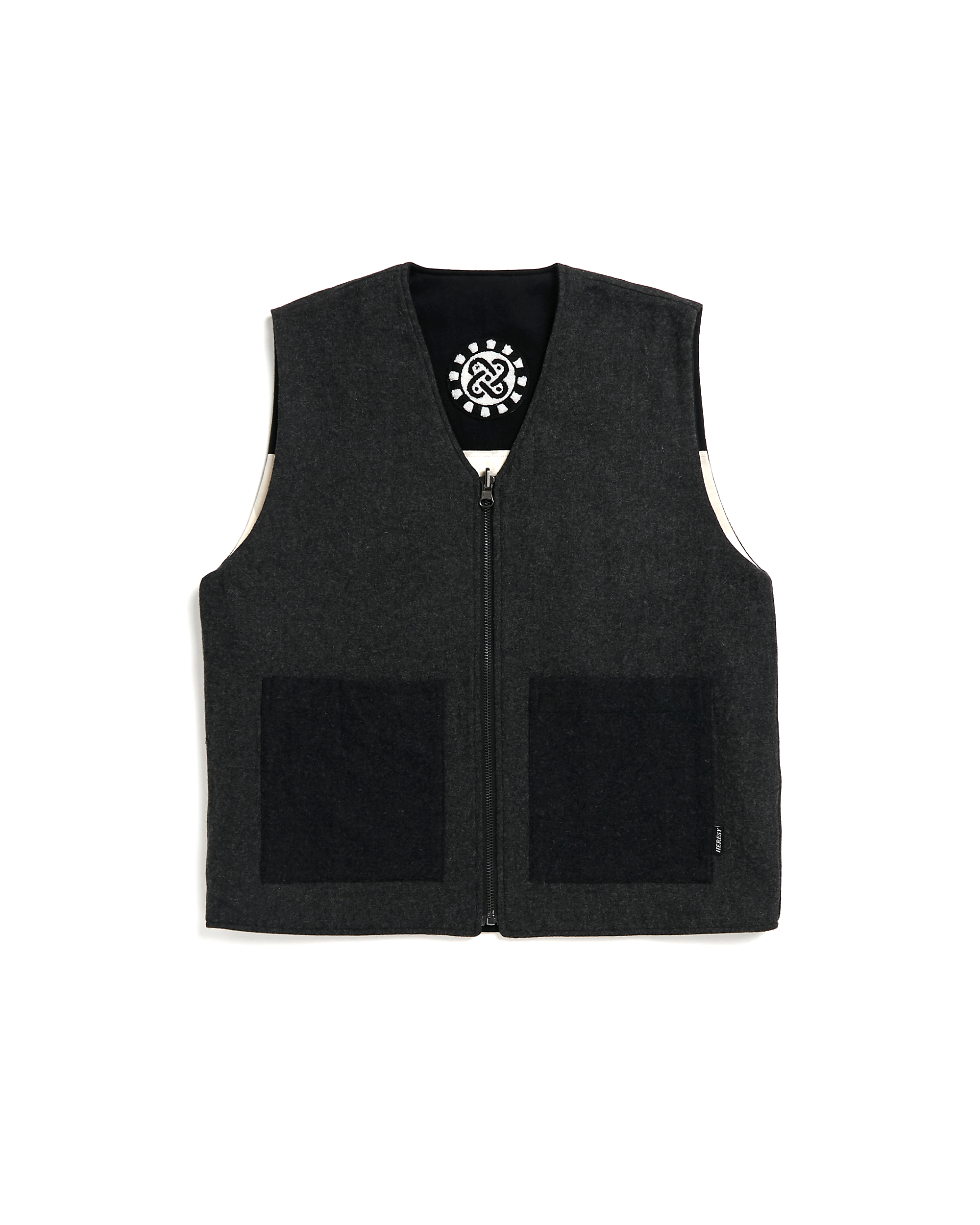 Groundsman Reversible Vest - Black / Ecru / Gray