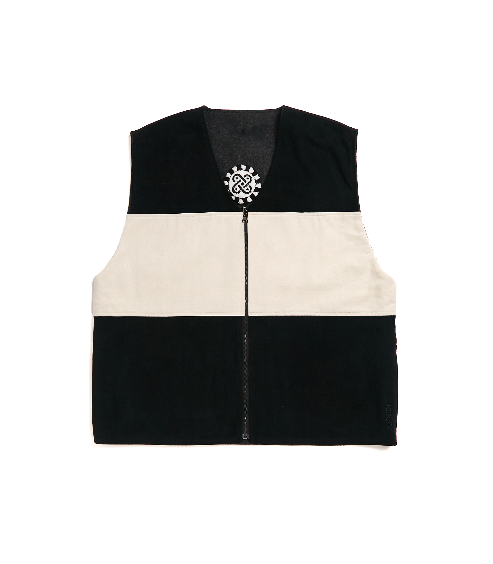 Groundsman Reversible Vest - Black / Ecru / Gray