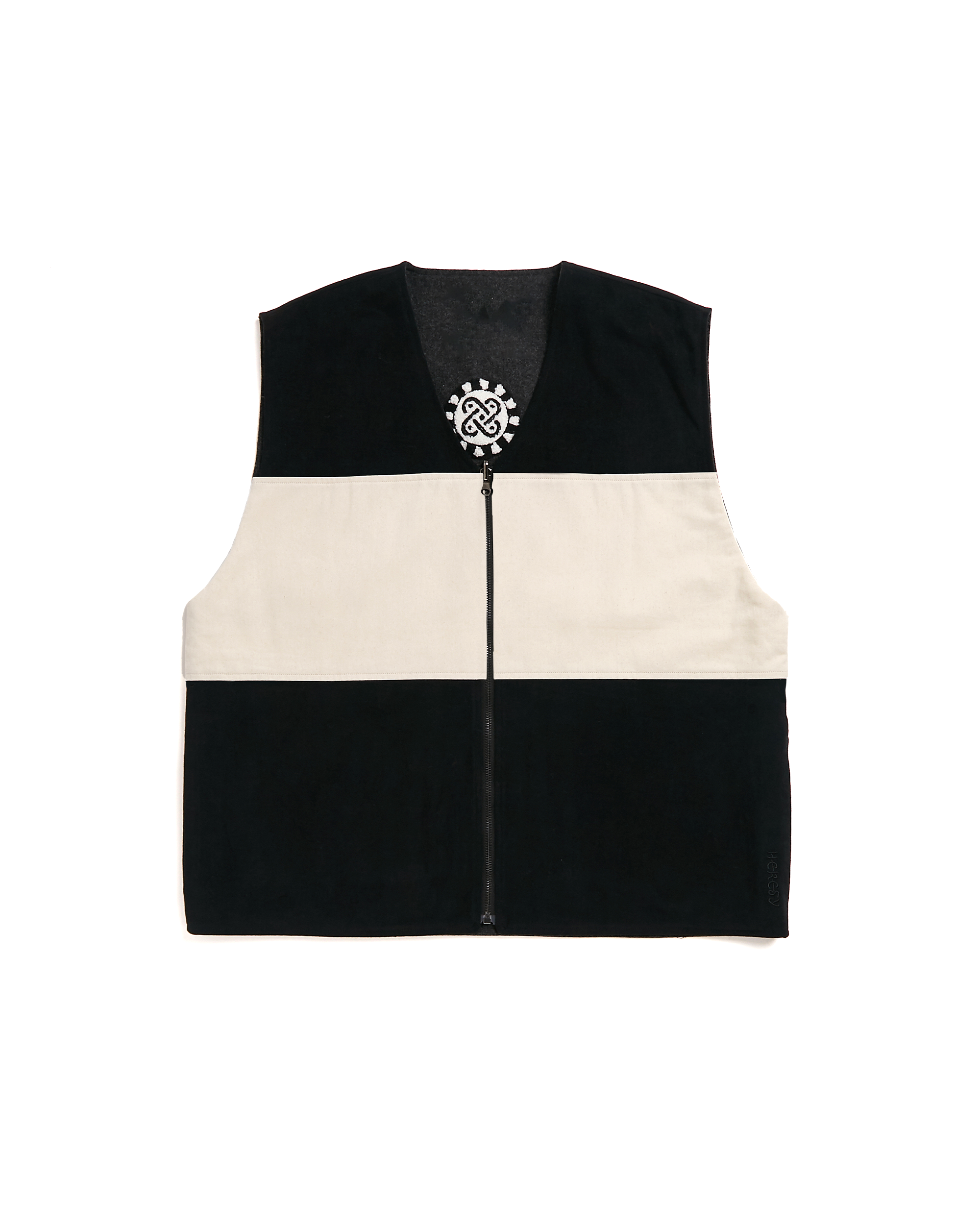 Groundsman Reversible Vest - Black / Ecru / Gray