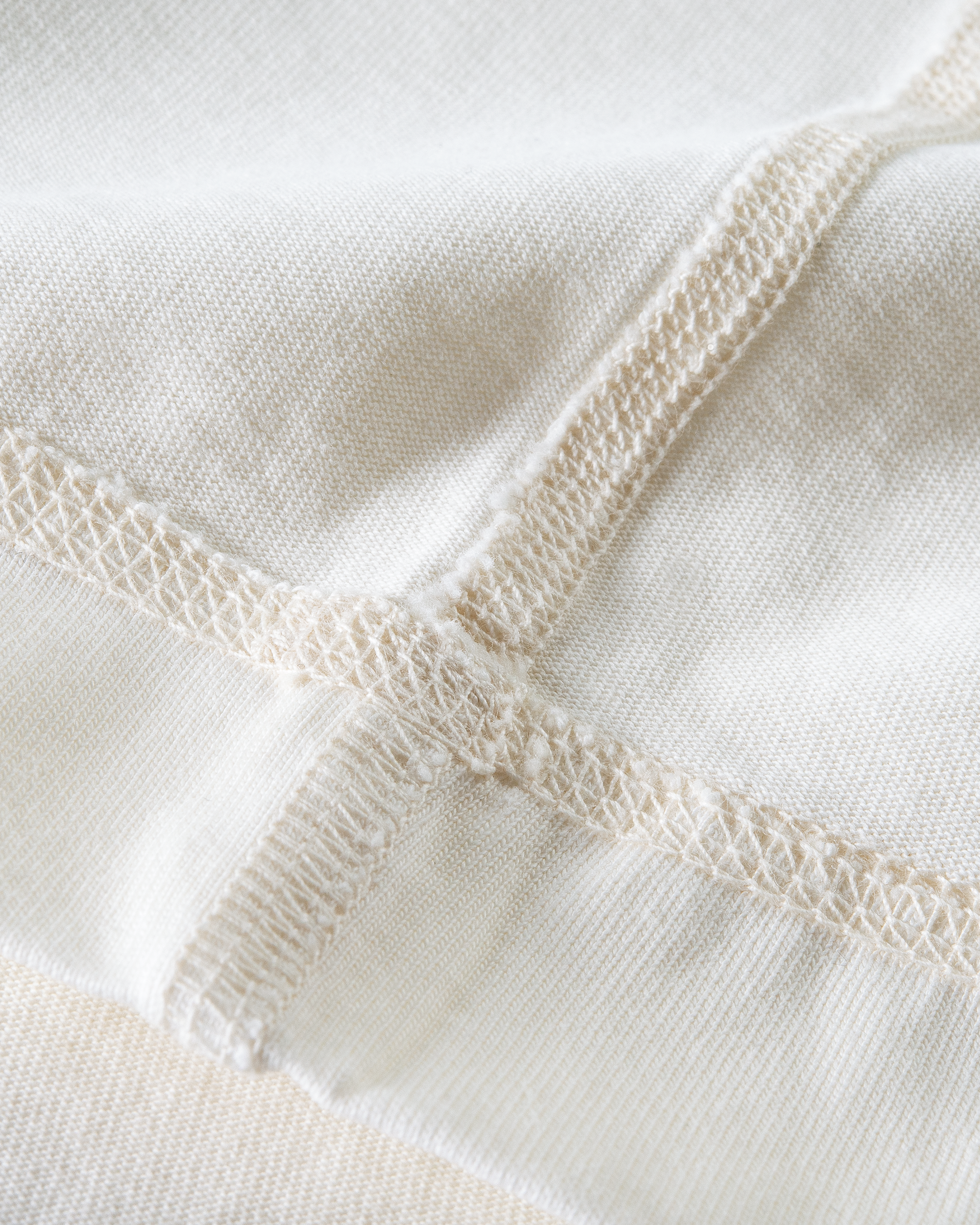 INSIDE-OUT UNIFORM T-SHIRT - OFF-WHITE